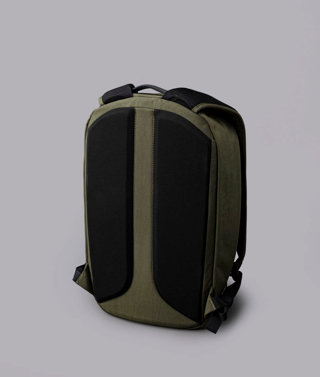 Metro Backpack (12L)