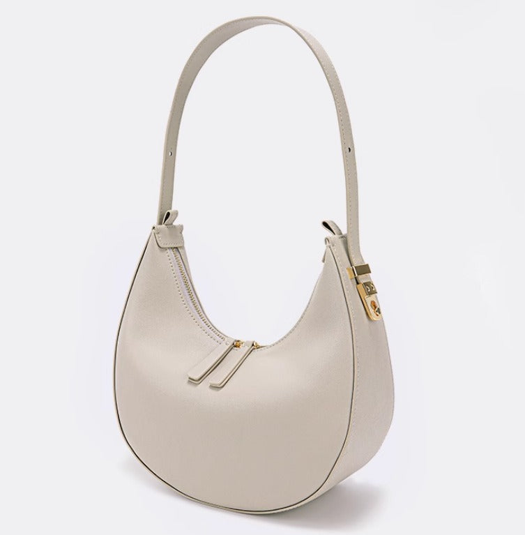 Luxe Harmony — a versatile bag with an adjustable strap