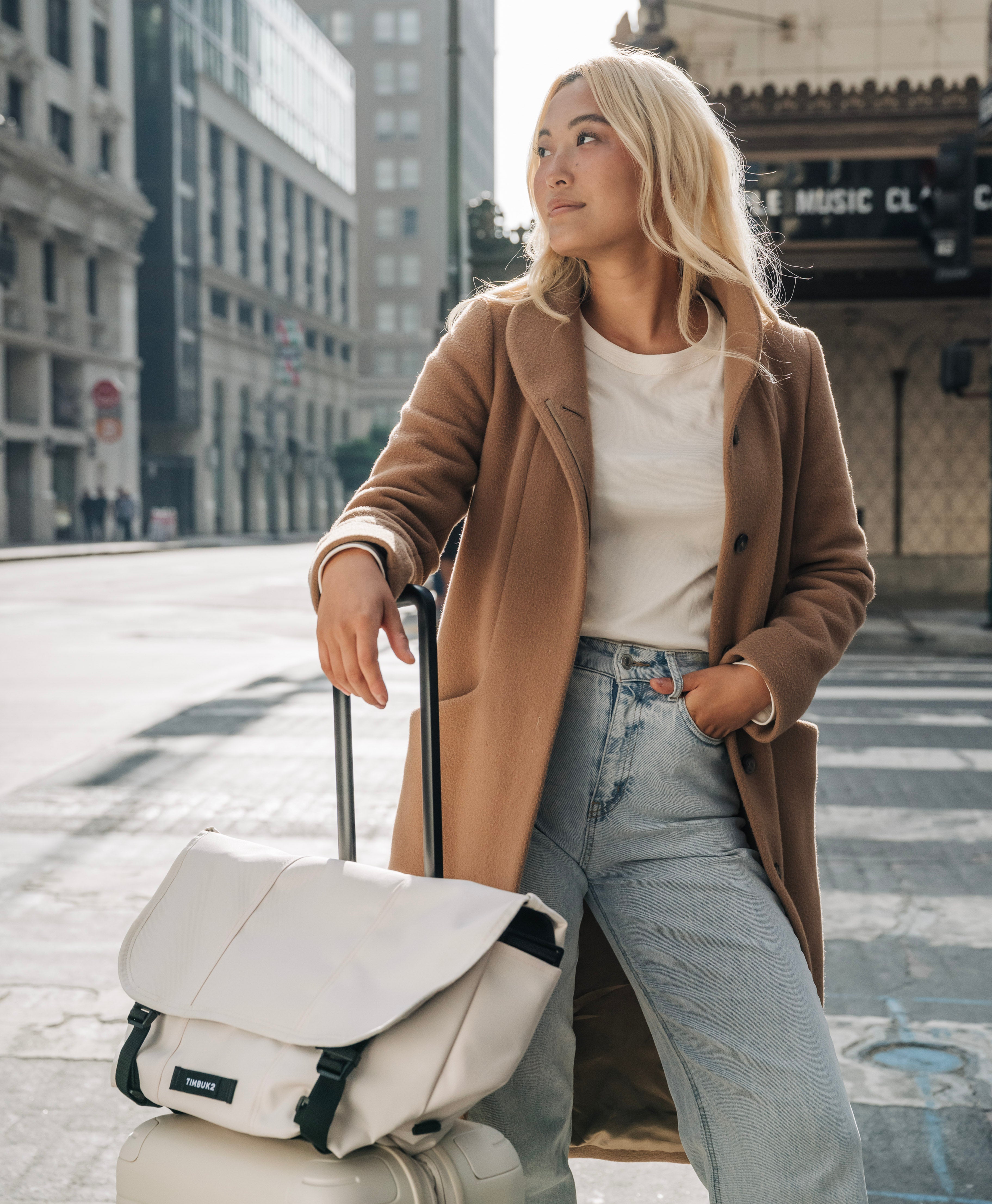 Classic Messenger Bag