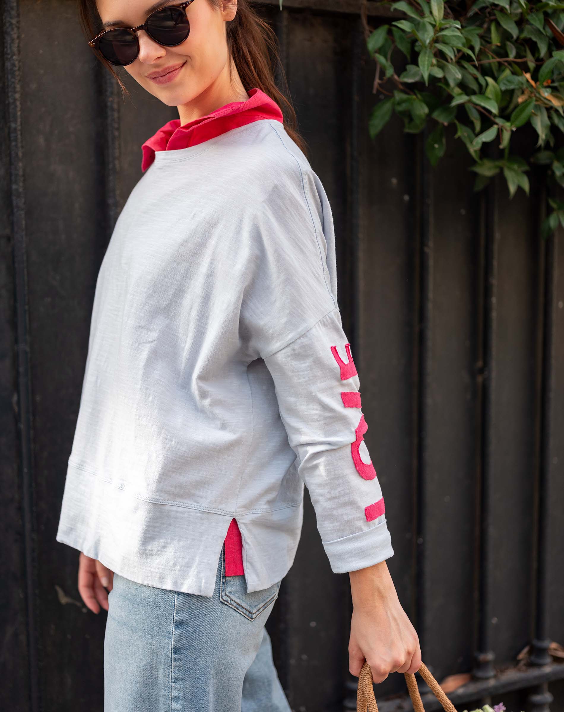 Amour Tee