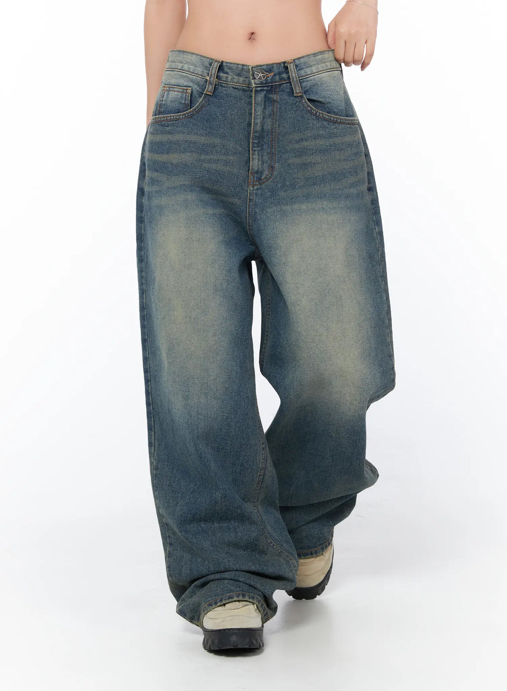 Brit Relaxed Fit Wide Leg Jeans CY512