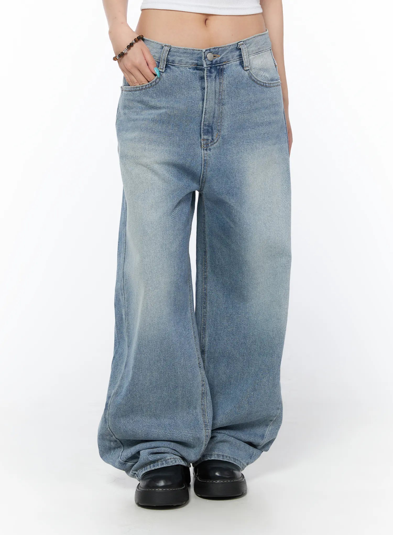 Airi Casual Wide Leg Jeans CY529