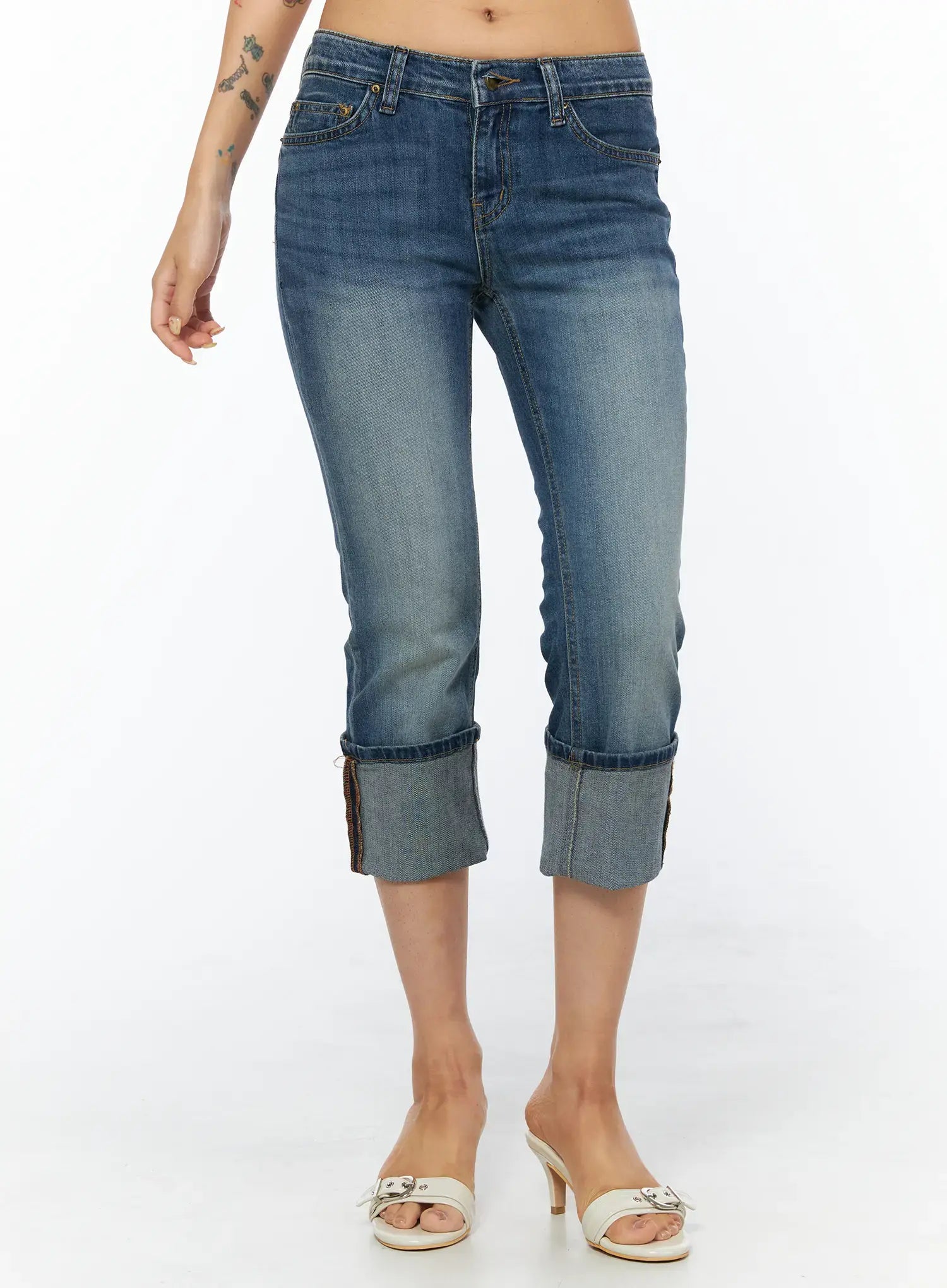 Rena Roll-Up Capri Jeans CU517