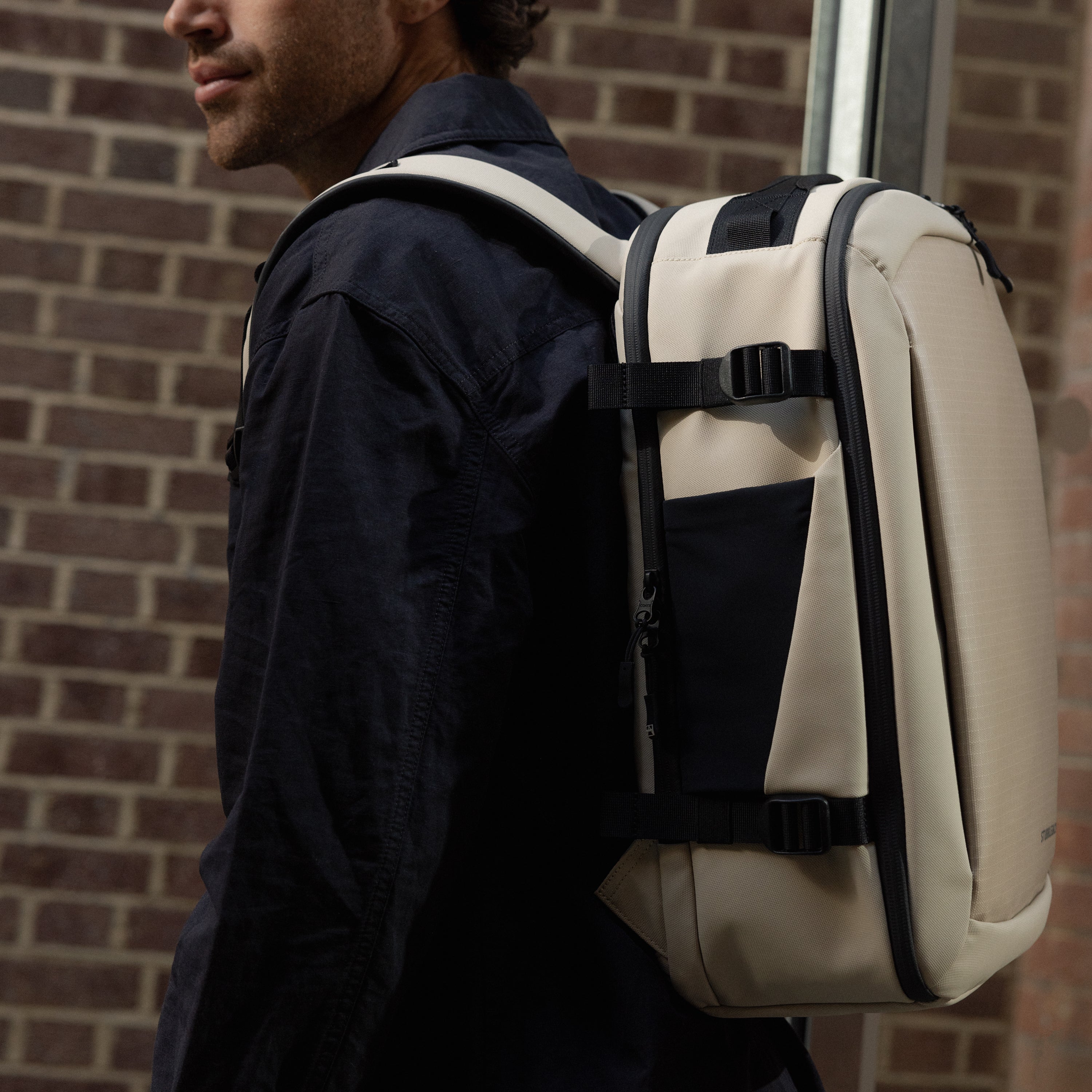 Hybrid Backpack 20L