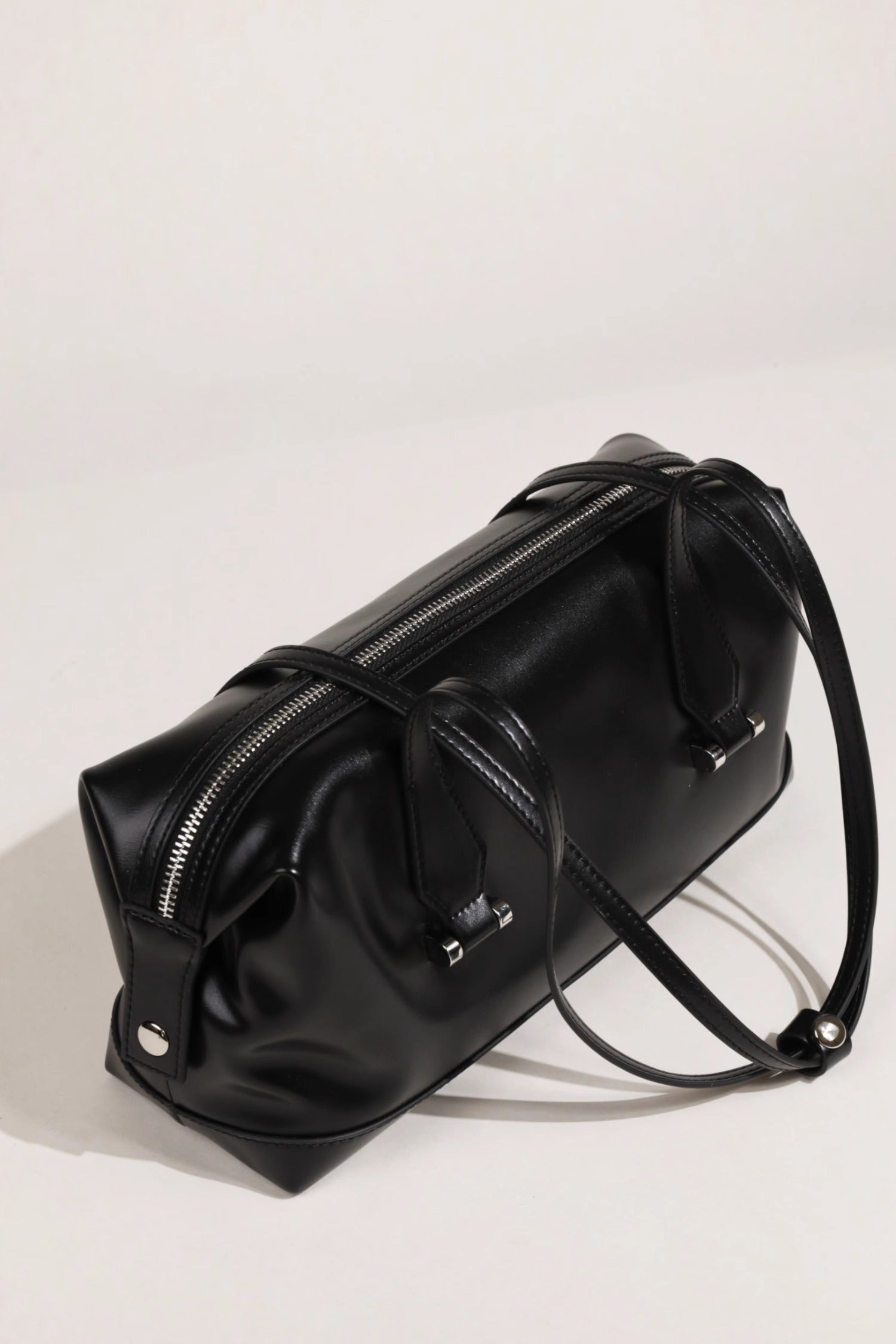 Leather Elegance Bag – Genuine Leather Shoulder Bag for Everyday & Evening Style