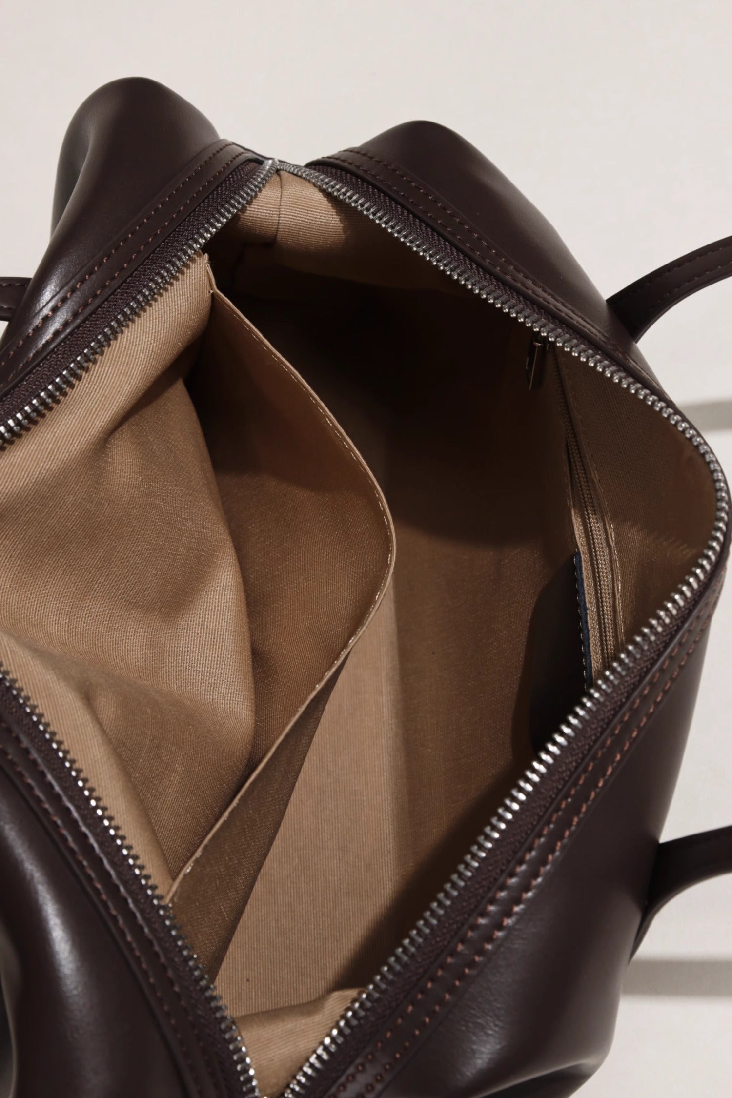 Leather Elegance Bag – Genuine Leather Shoulder Bag for Everyday & Evening Style