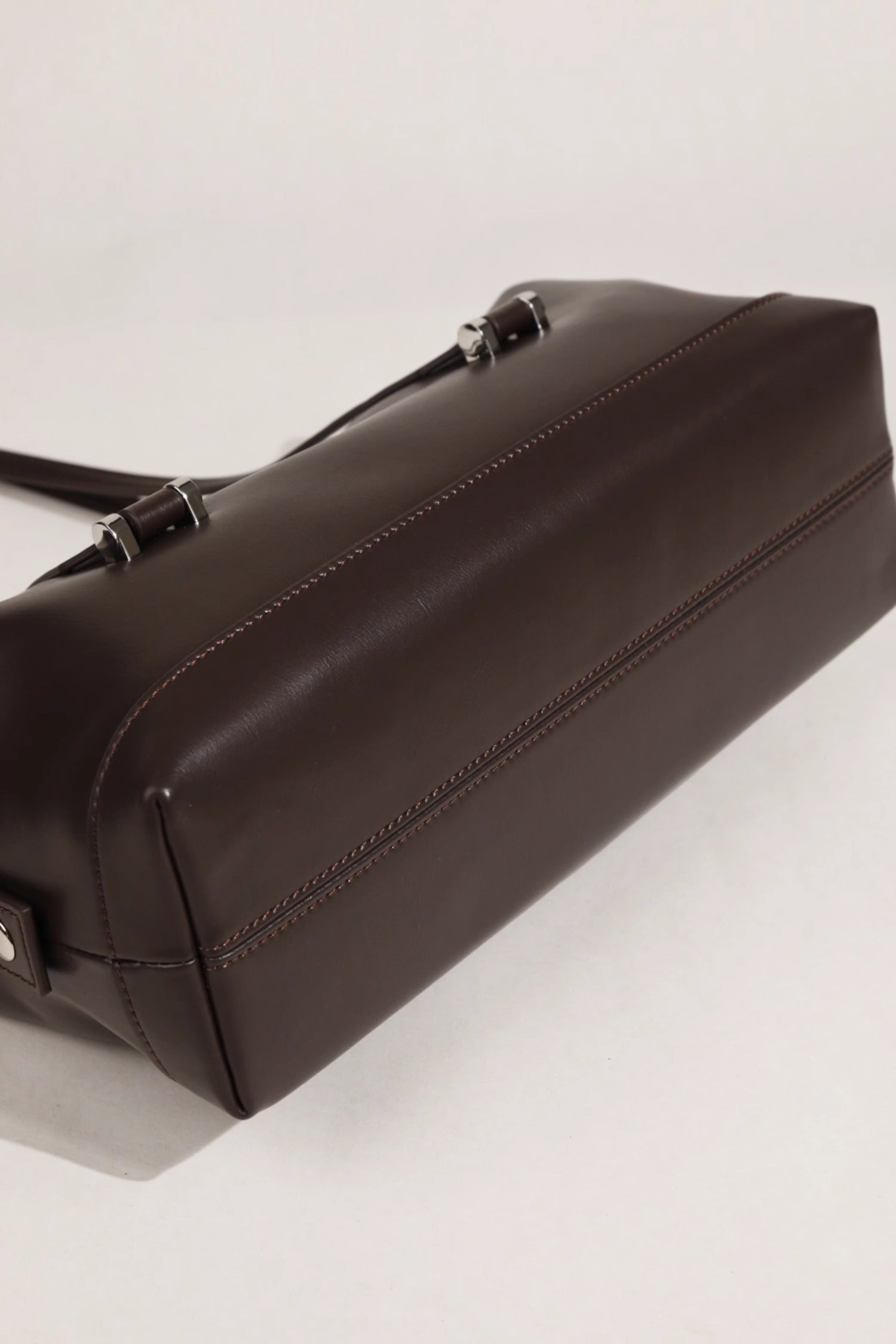 Leather Elegance Bag – Genuine Leather Shoulder Bag for Everyday & Evening Style