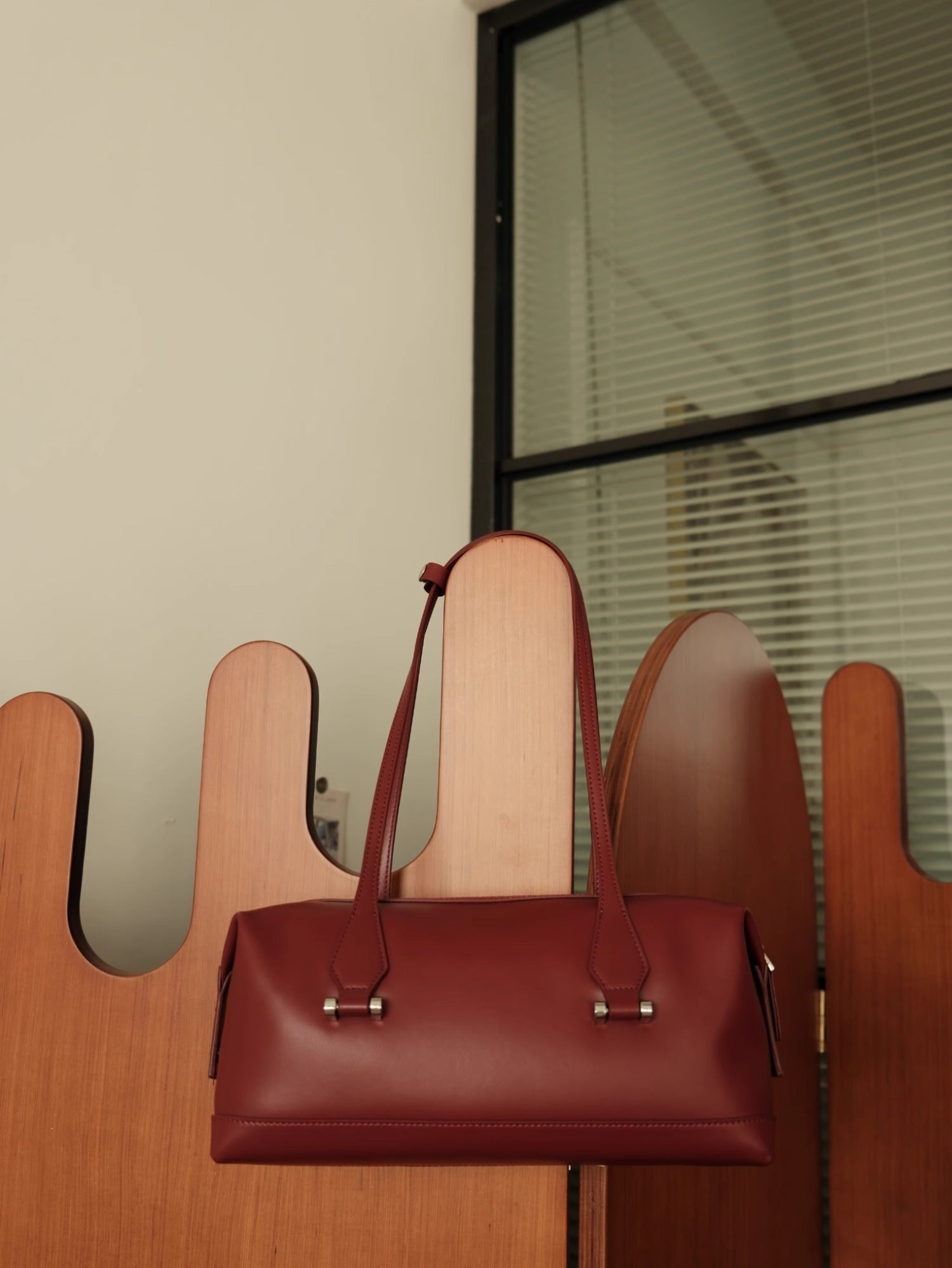 Leather Elegance Bag – Genuine Leather Shoulder Bag for Everyday & Evening Style