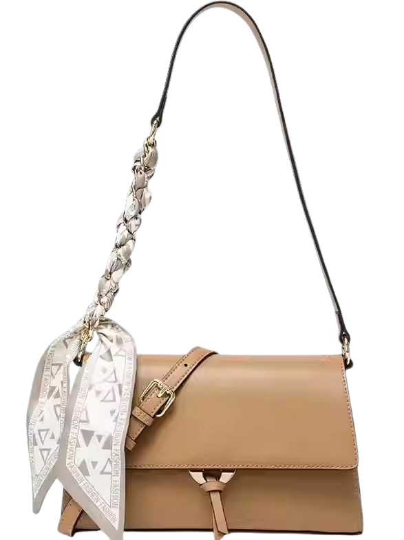LÉA — Genuine Leather  bag &Timeless Design