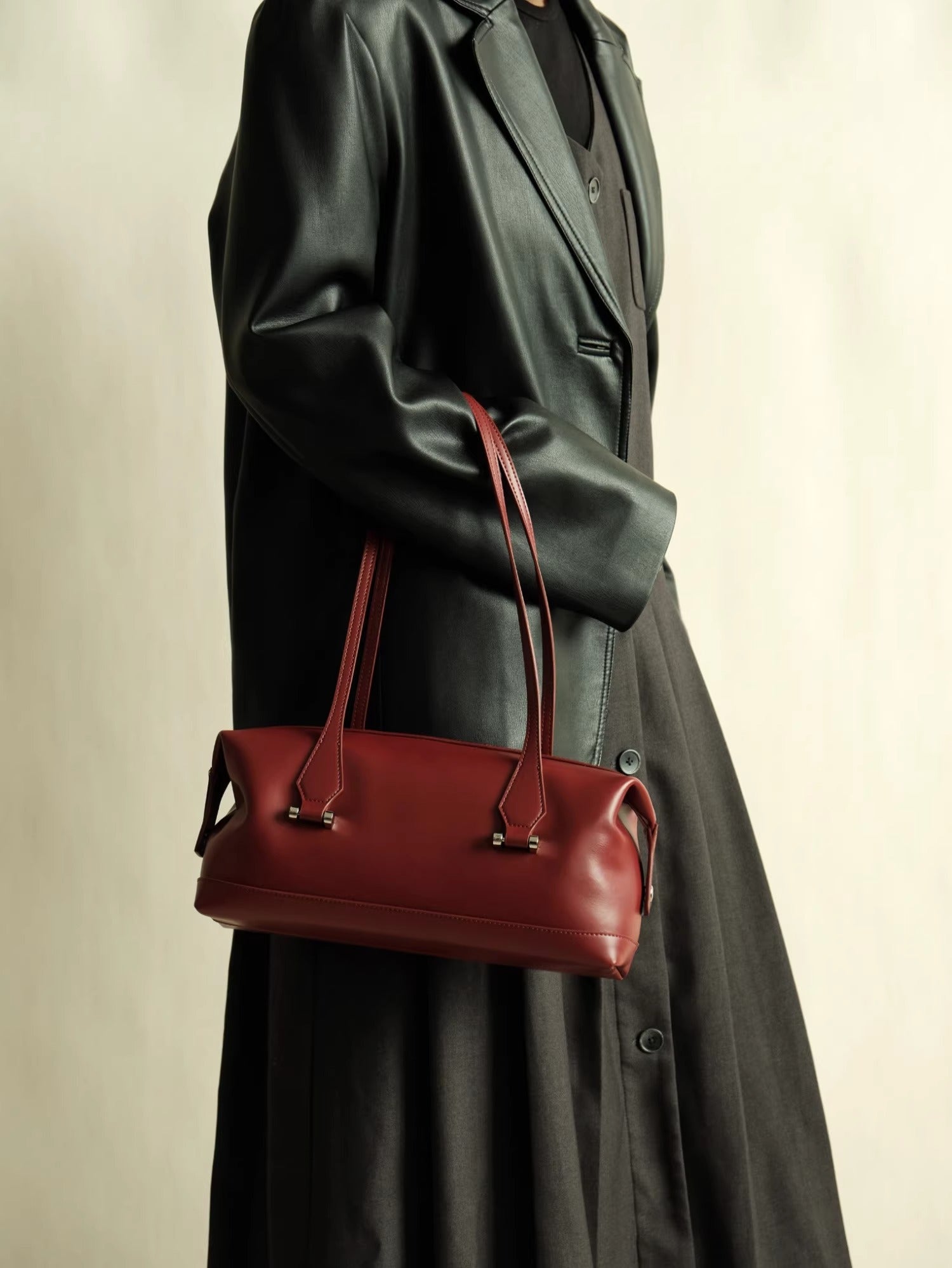 Leather Elegance Bag – Genuine Leather Shoulder Bag for Everyday & Evening Style