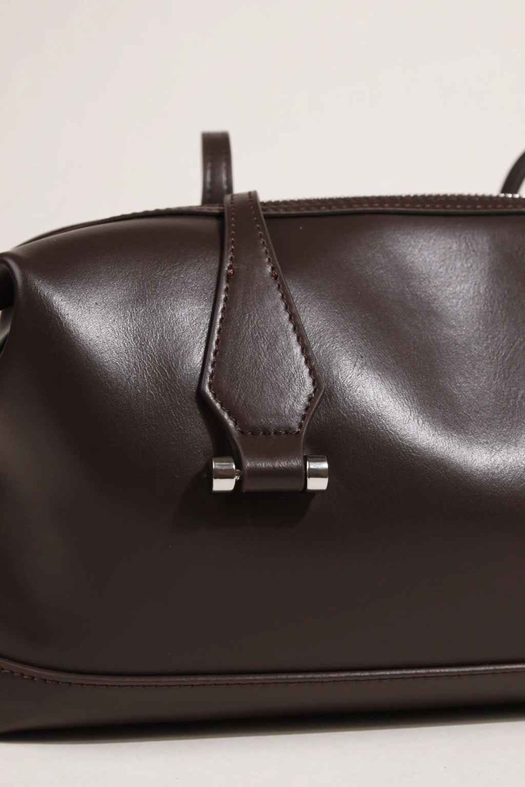 Leather Elegance Bag – Genuine Leather Shoulder Bag for Everyday & Evening Style