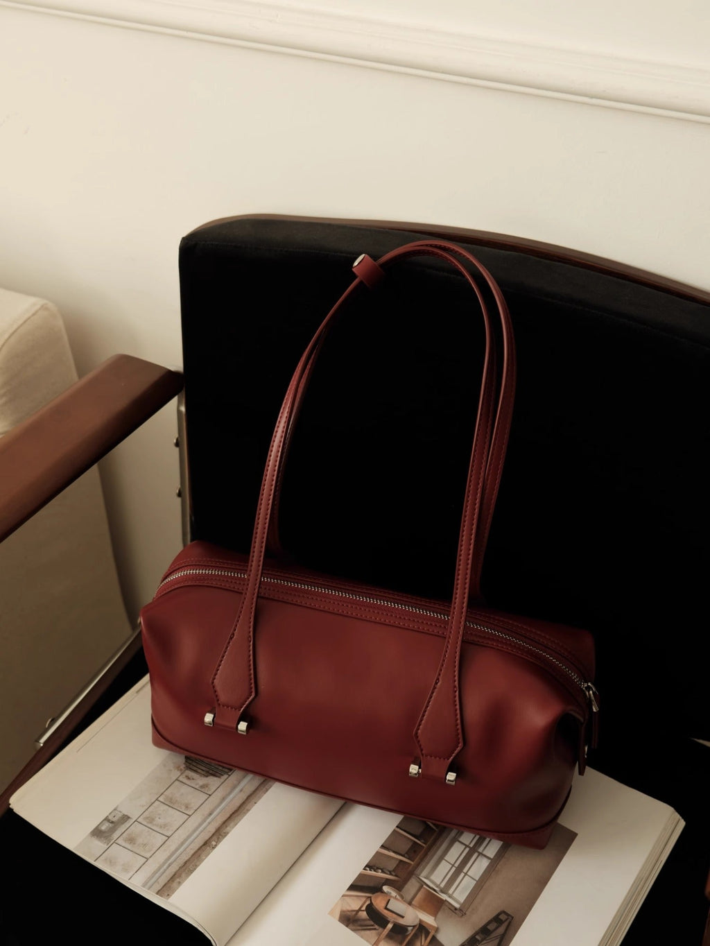 Leather Elegance Bag – Genuine Leather Shoulder Bag for Everyday & Evening Style