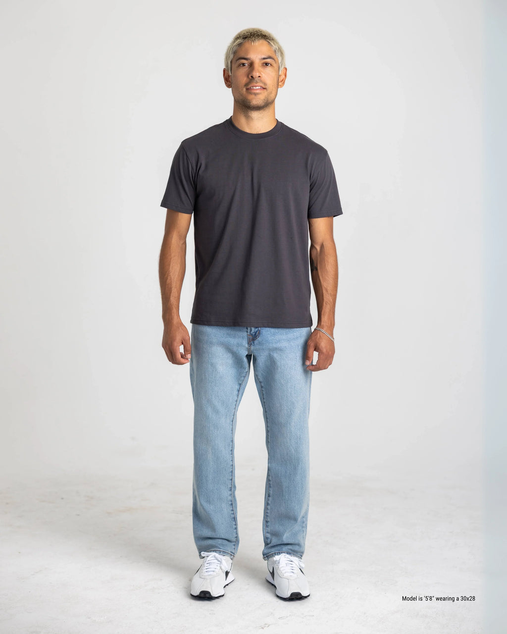 Relaxed Straight Jeans