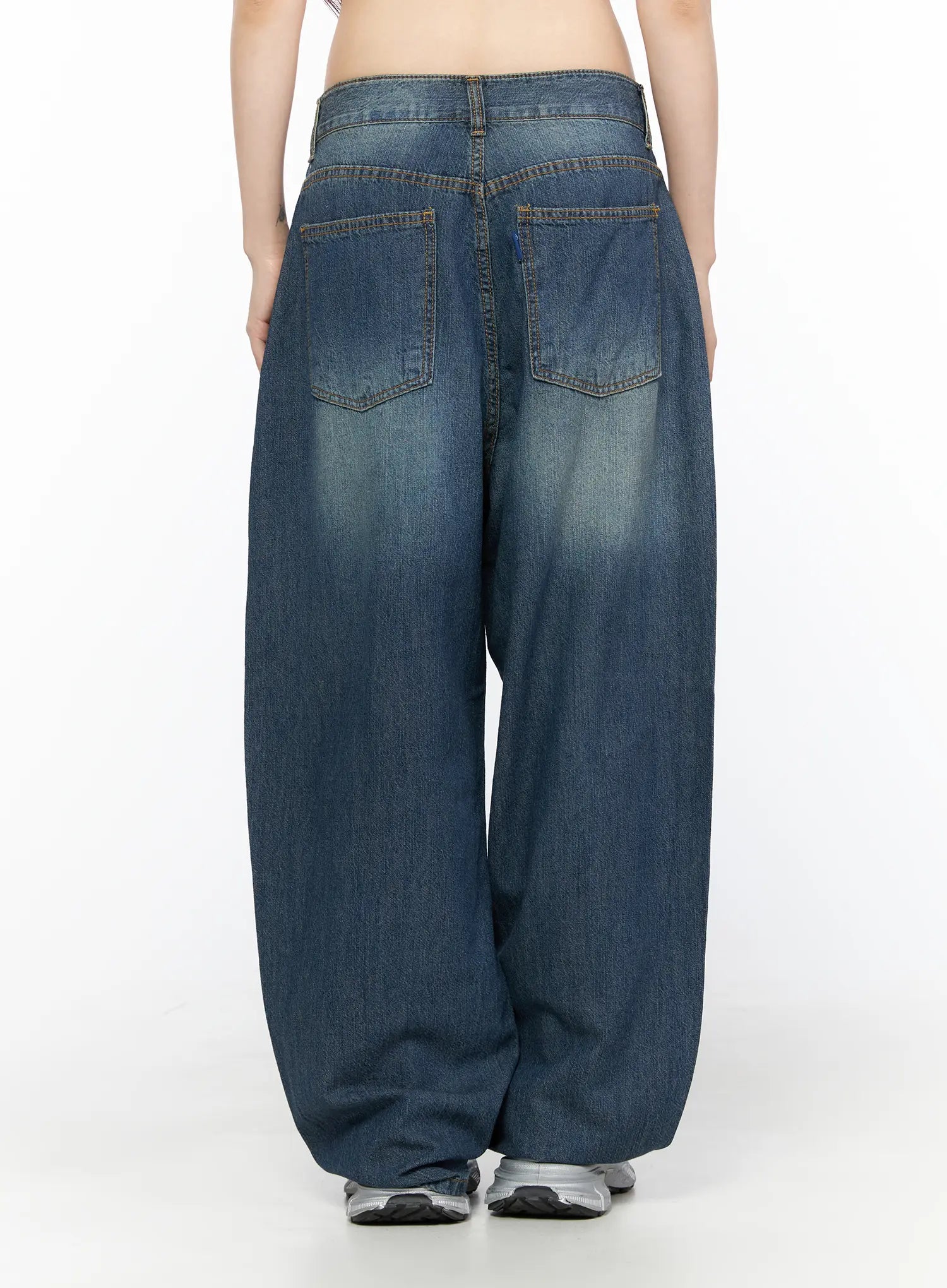 Ace Washed Wide Leg Jeans CL522