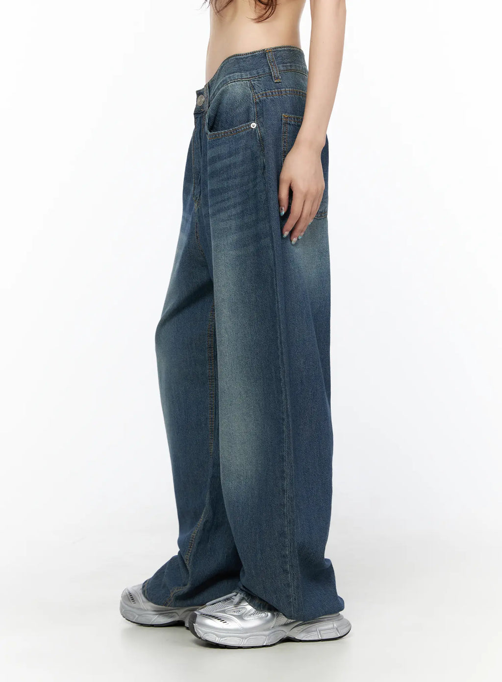 Ace Washed Wide Leg Jeans CL522
