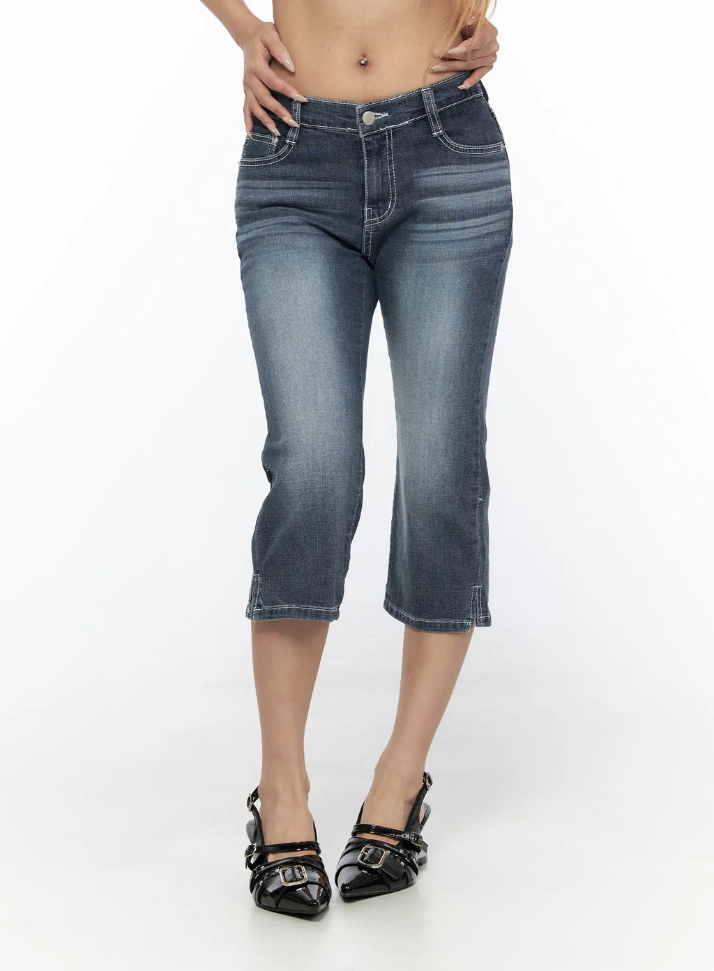 Aluna Washed Capri Jeans CL529
