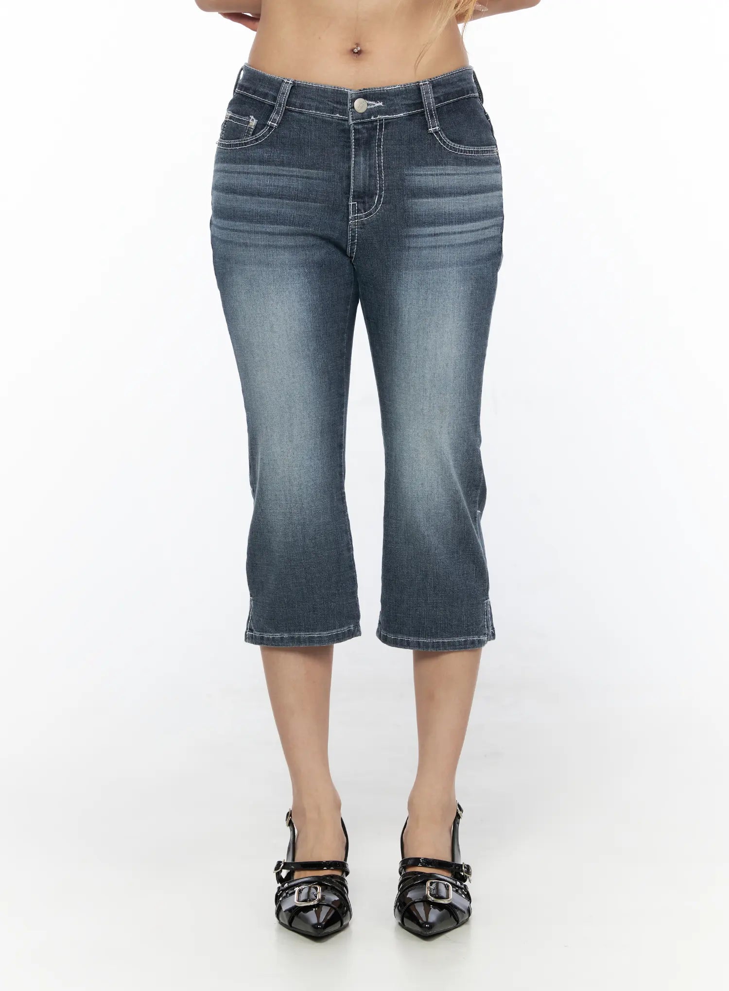 Aluna Washed Capri Jeans CL529