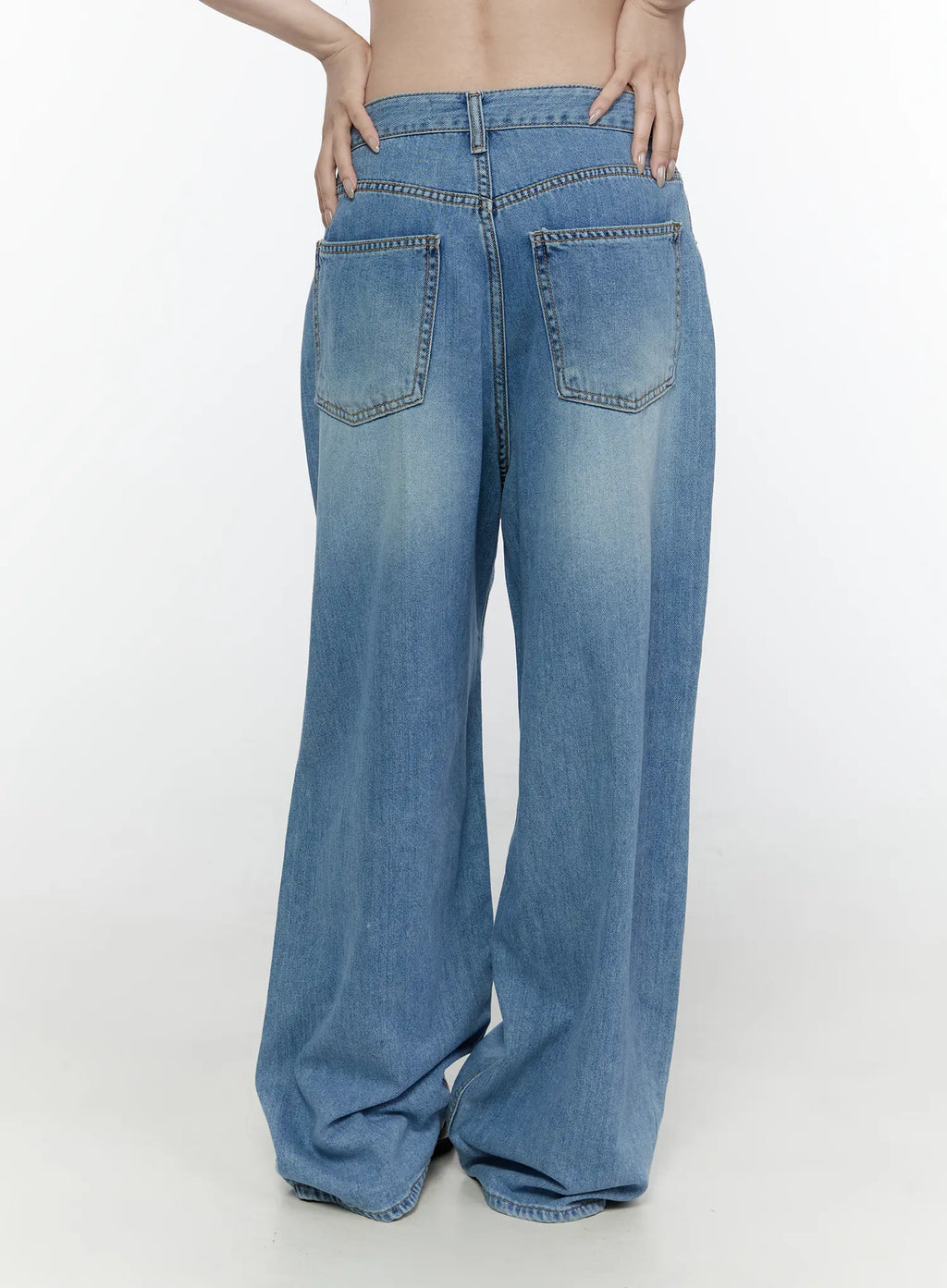 Arden Distressed High-Waist Baggy Jeans IL522