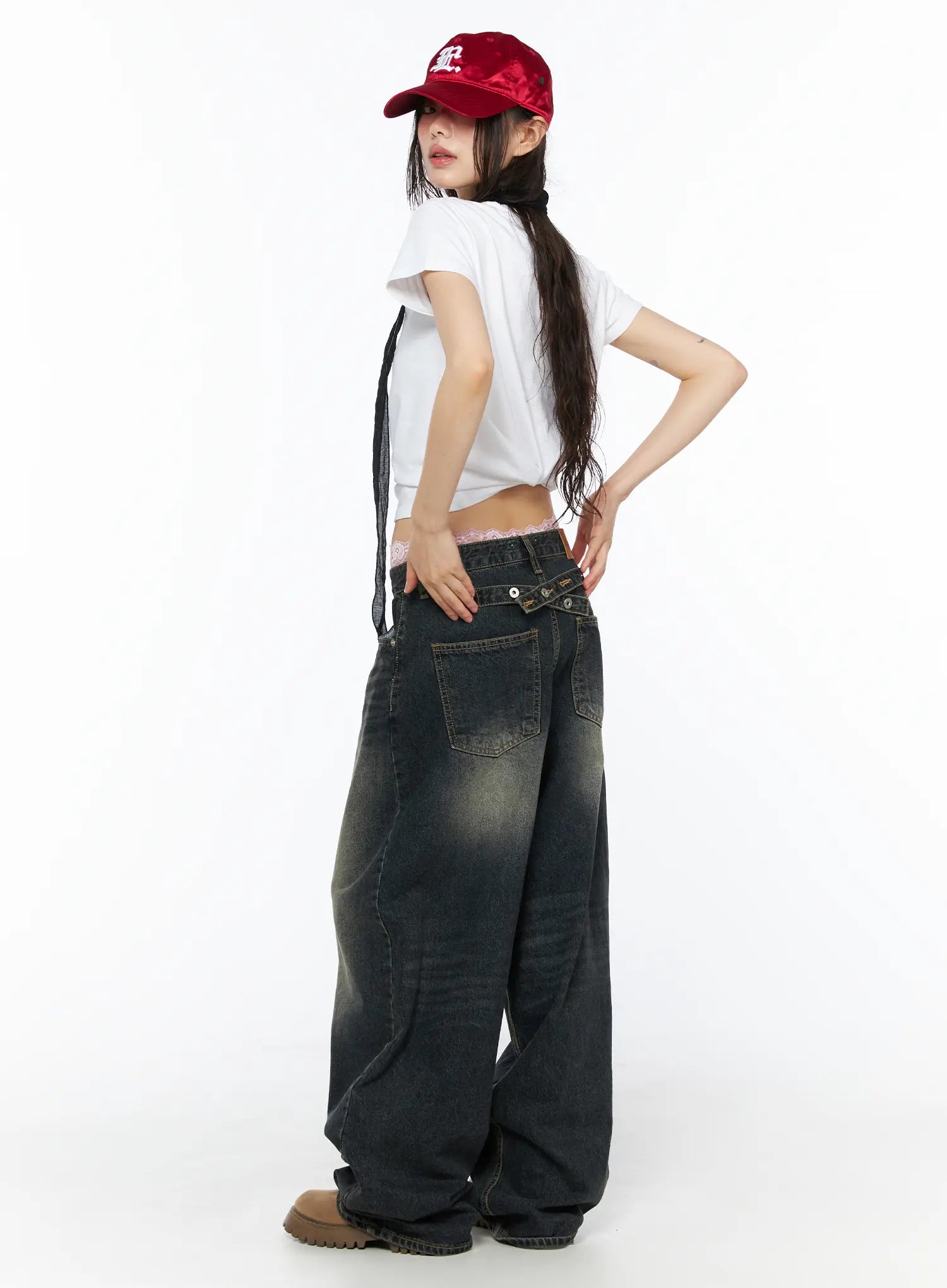 Avie Vintage Wash Wide Leg Jeans CU530