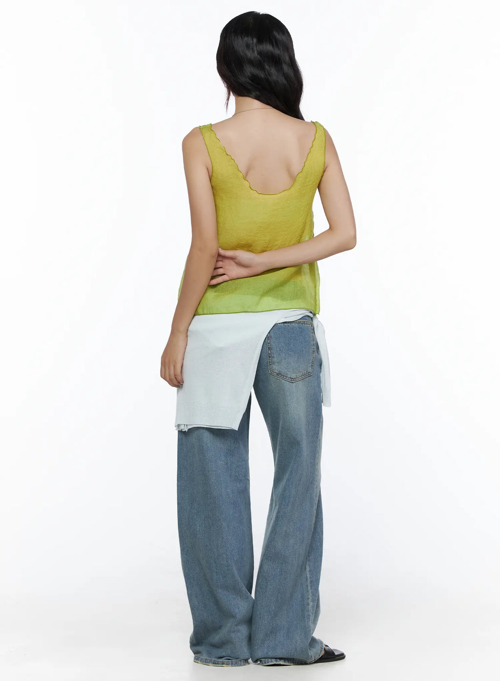 Beau Low-Rise Wide Jeans CL510
