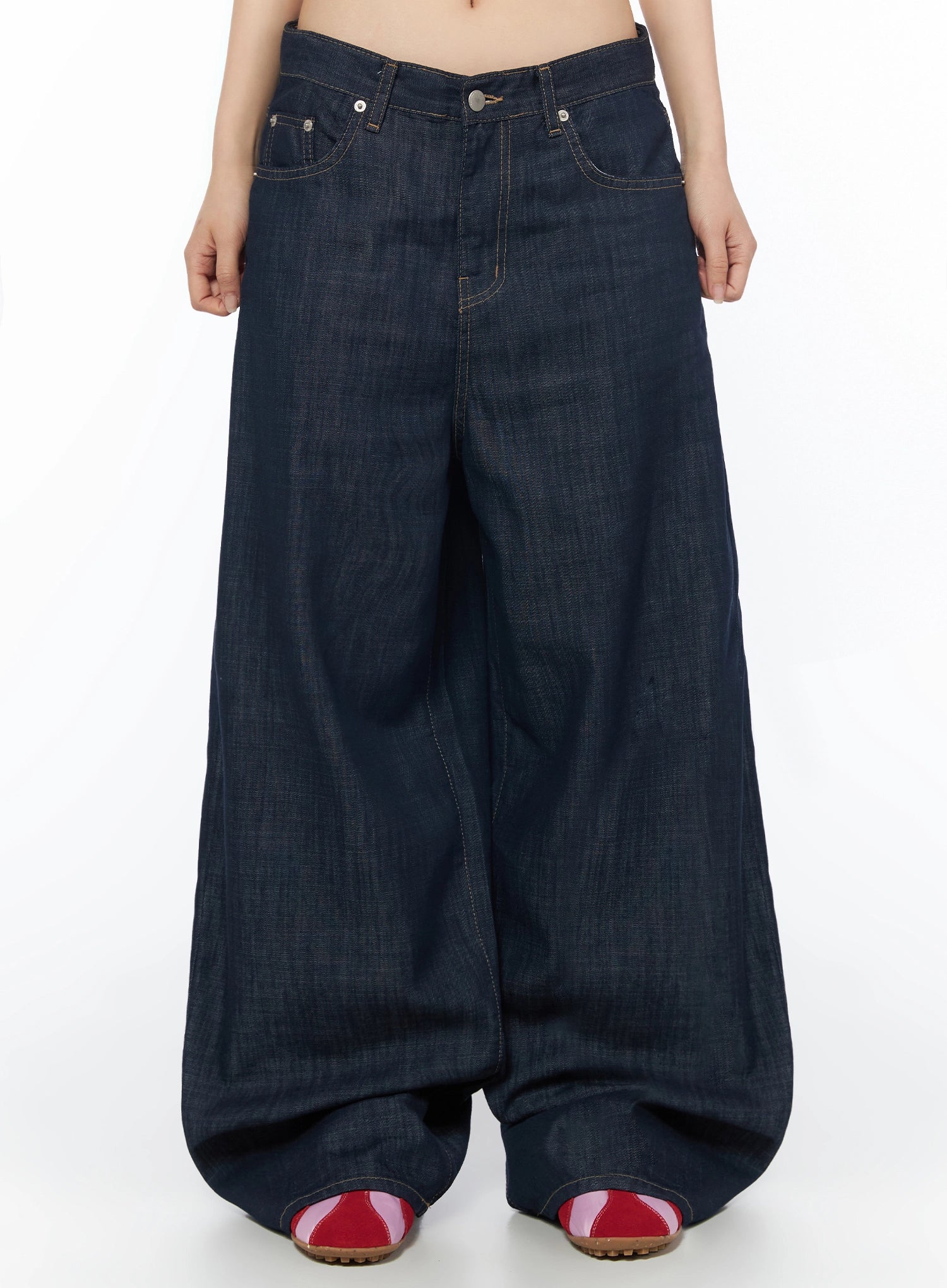 Brinny Vintage Wide-Leg Jeans IU525