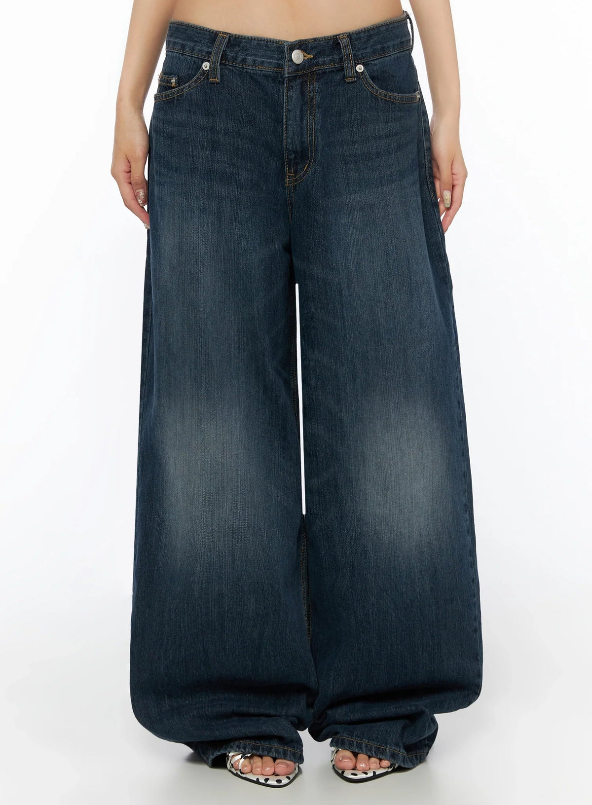 Cruz Wide Leg Jeans IL523