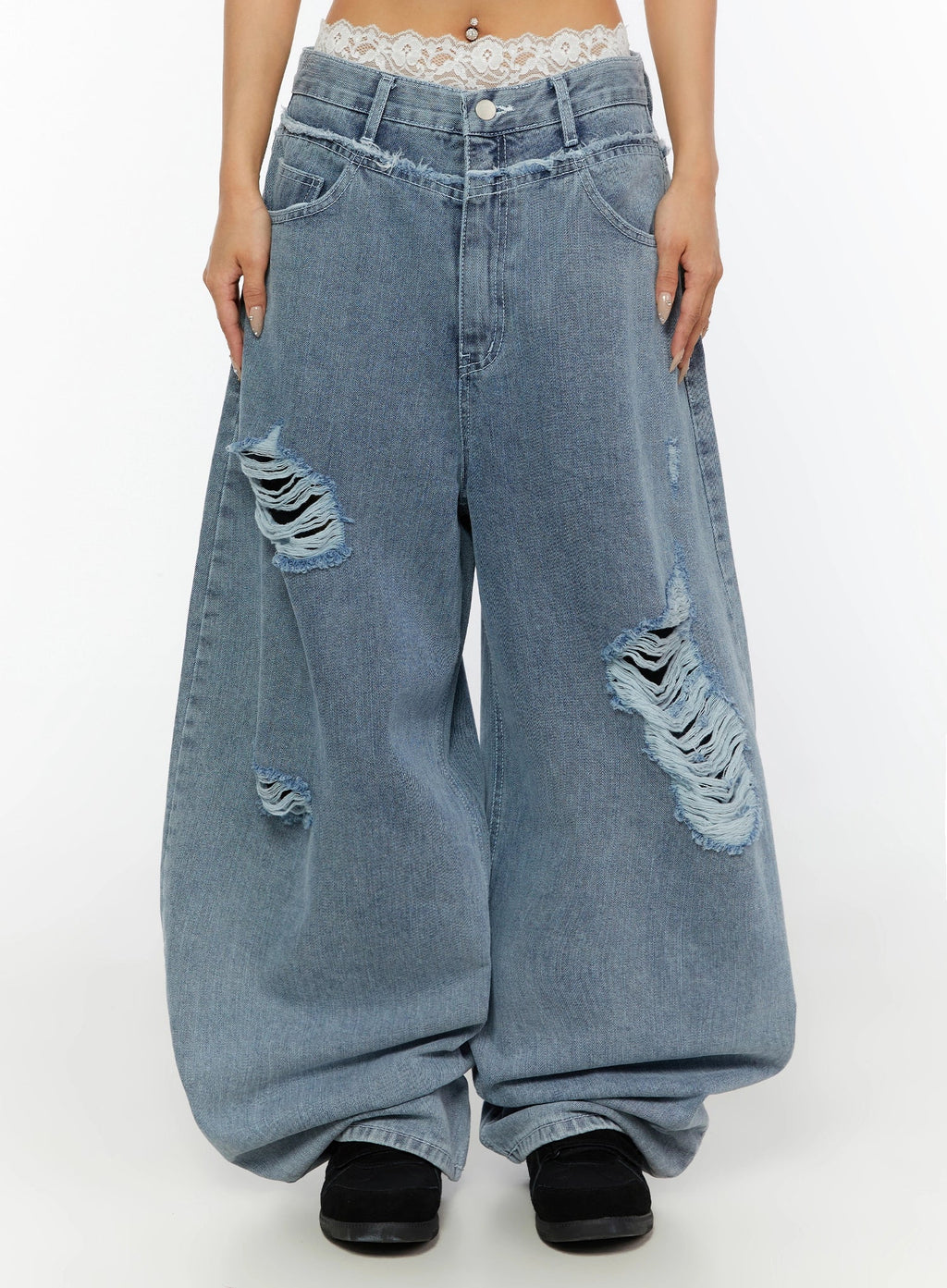 Gale Distressed Wide Leg Jeans IL530