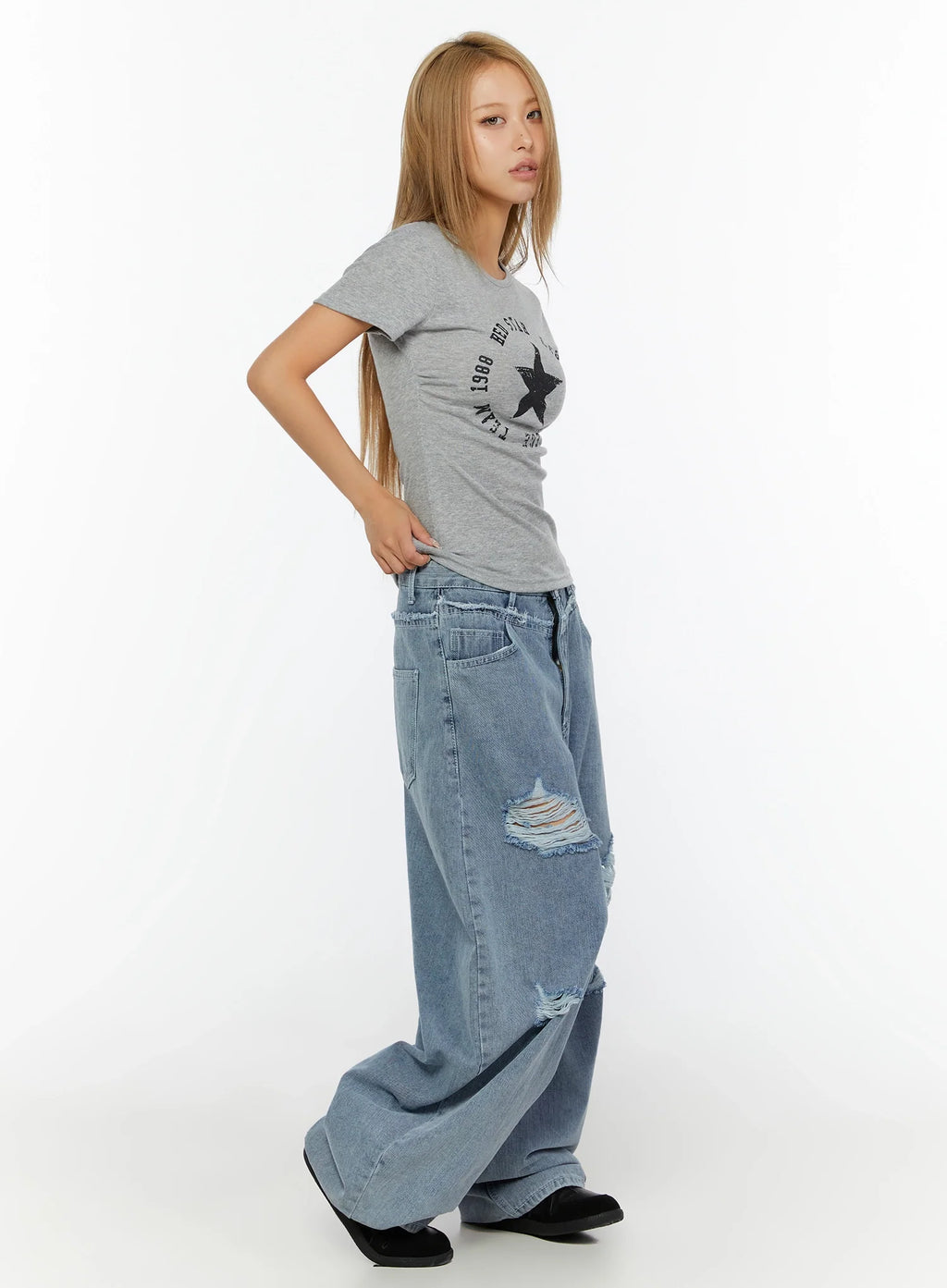 Gale Distressed Wide Leg Jeans IL530