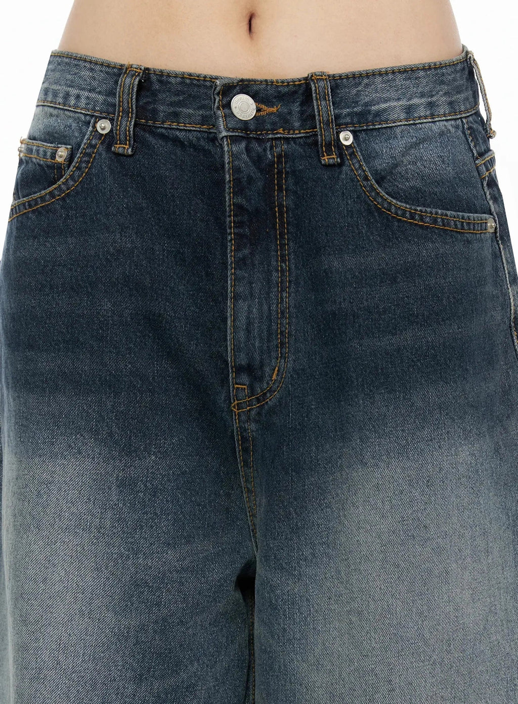 Greer Vintage Wash Baggy Jeans IL523
