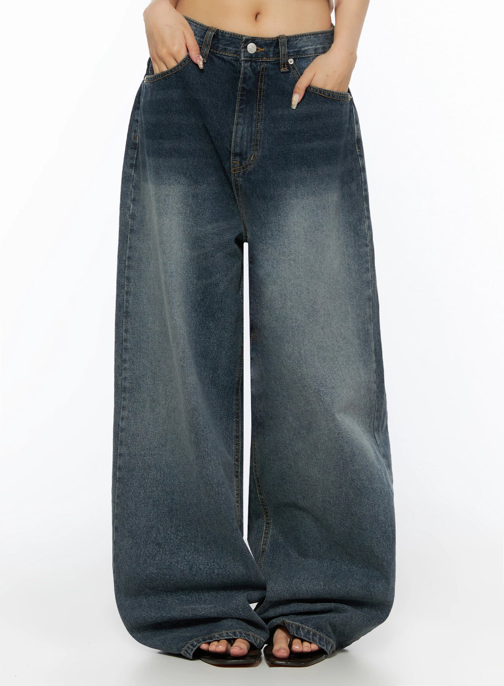 Greer Vintage Wash Baggy Jeans IL523