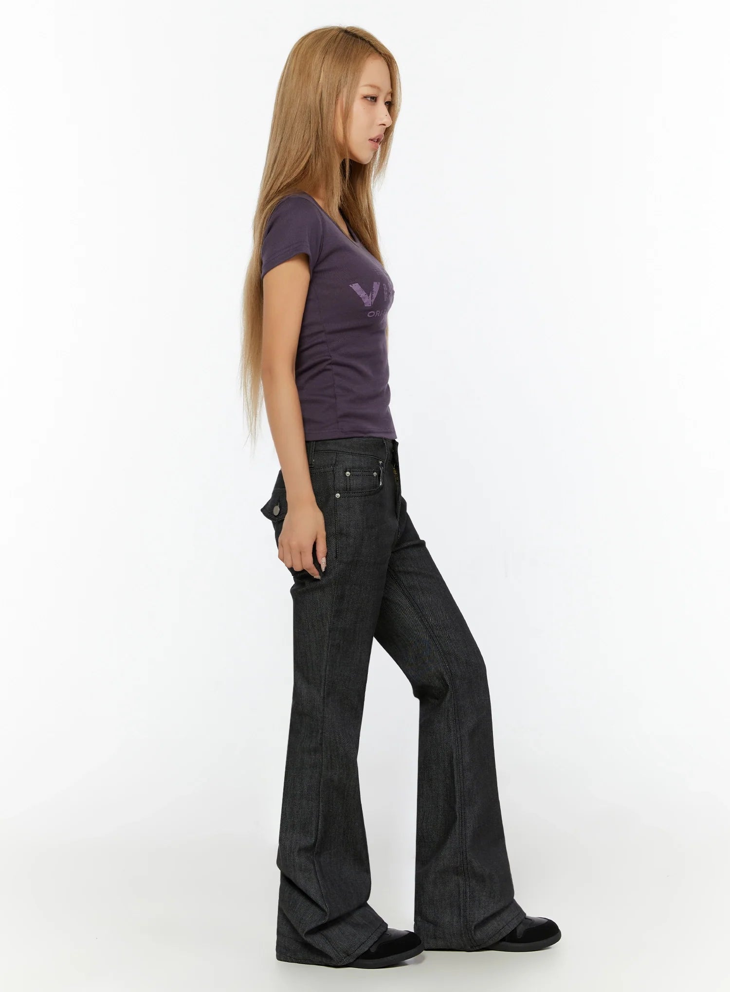 Hina No-Fade Bootcut Flared Jeans IL524