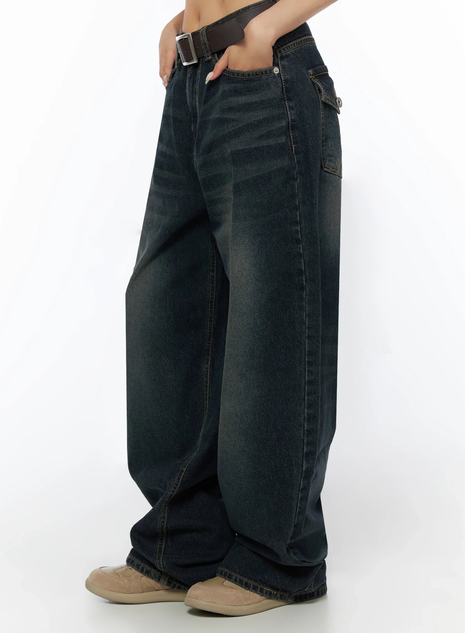 Jan Back Pocket Washed Wide Jeans IL515