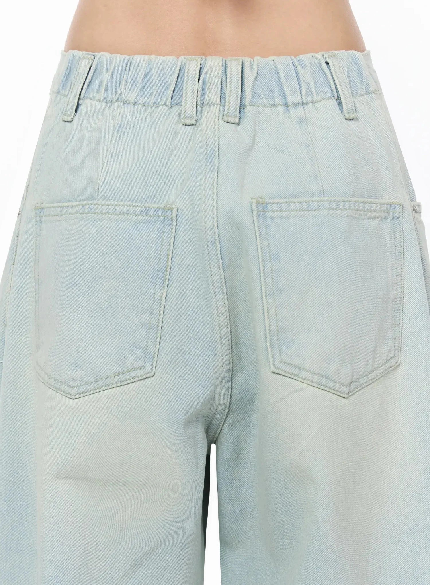 Kaela Light Wash Baggy Jeans IG507