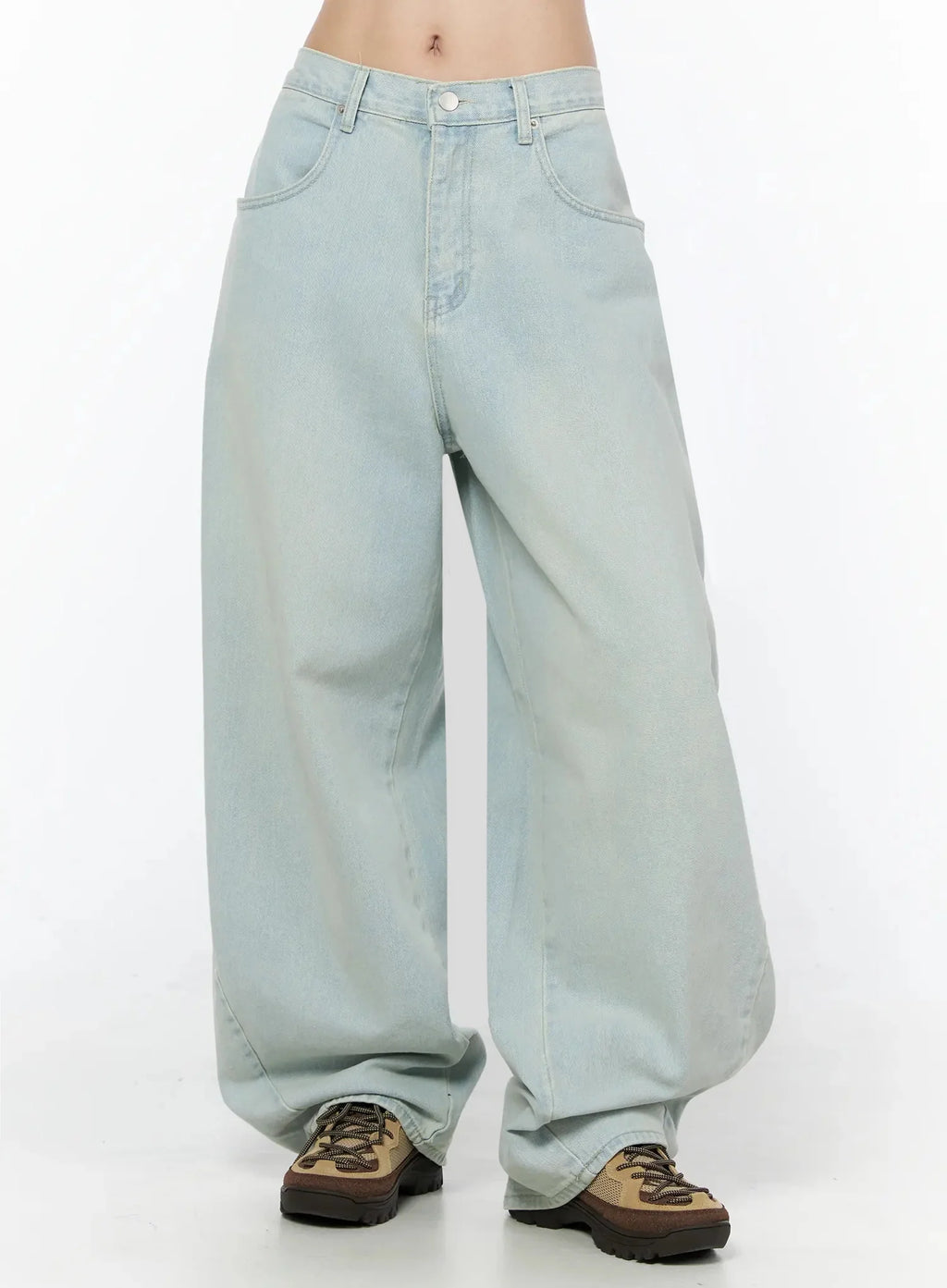 Kaela Light Wash Baggy Jeans IG507