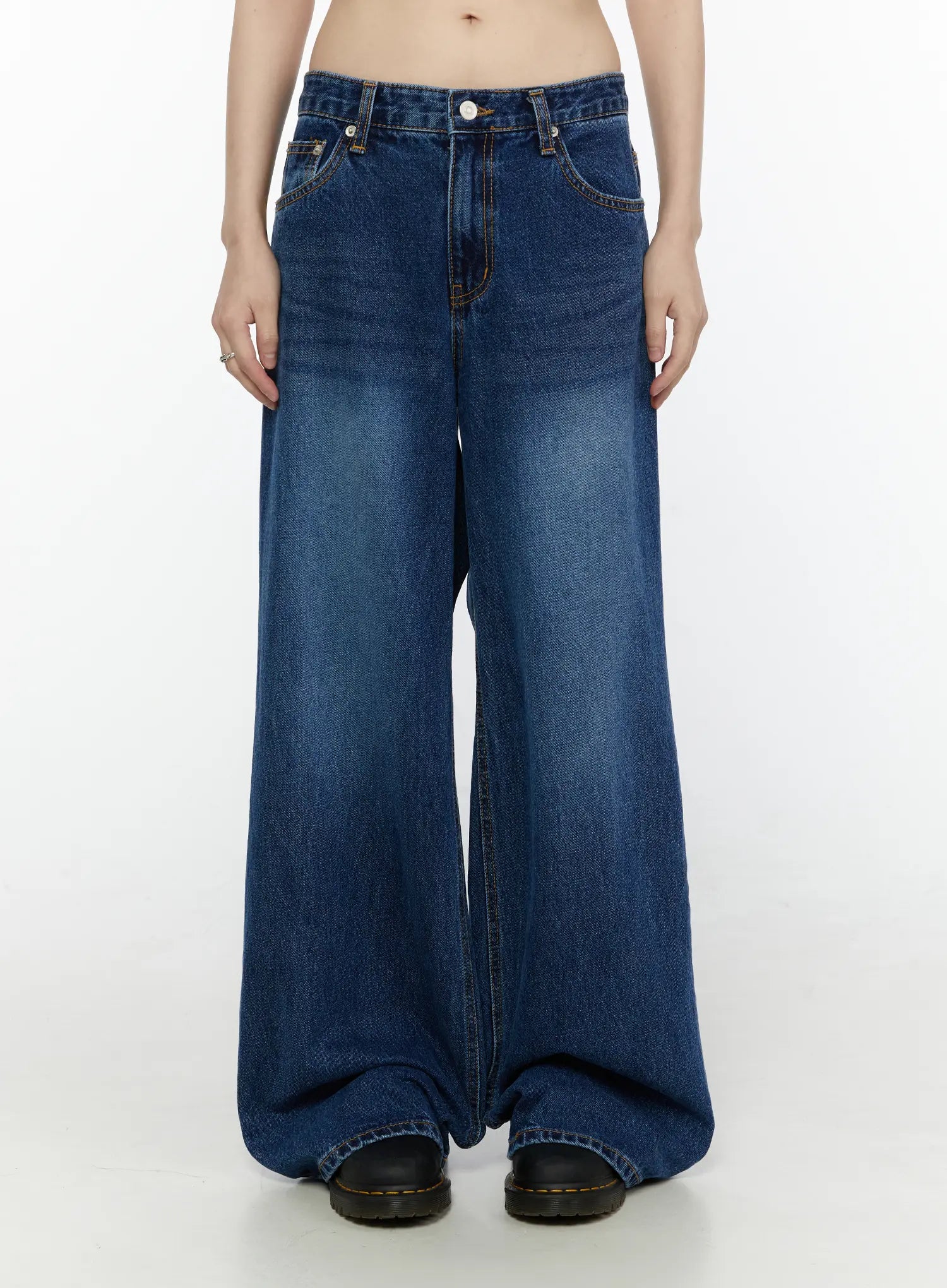 Keaton Dark Wash Wide-Leg Jeans CG503