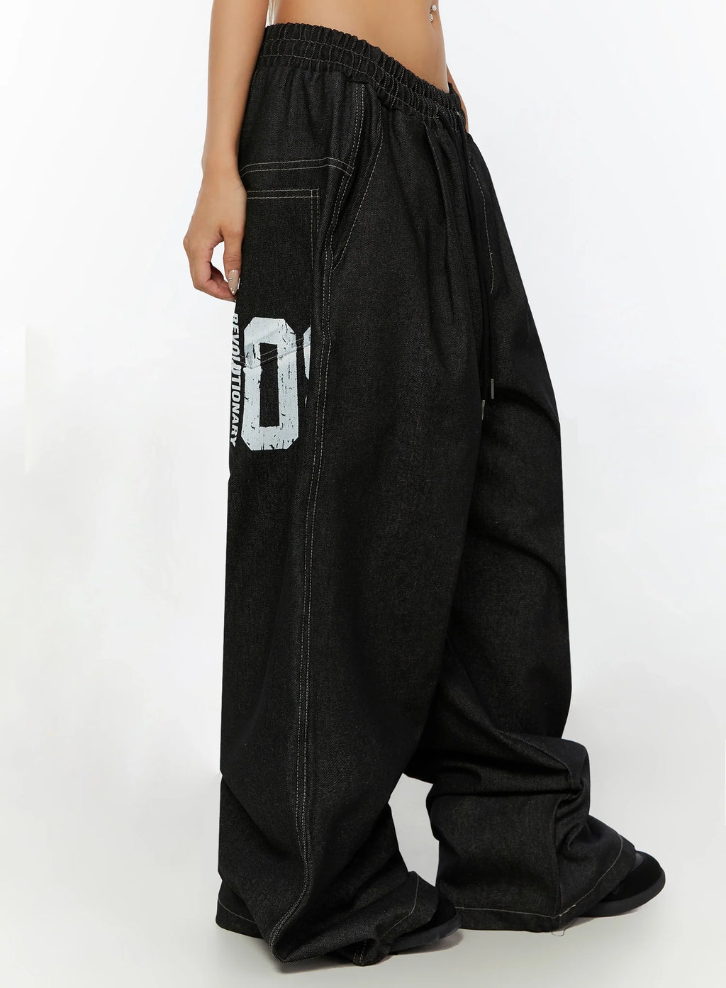 Kris Back Graphic Baggy Jeans IL524