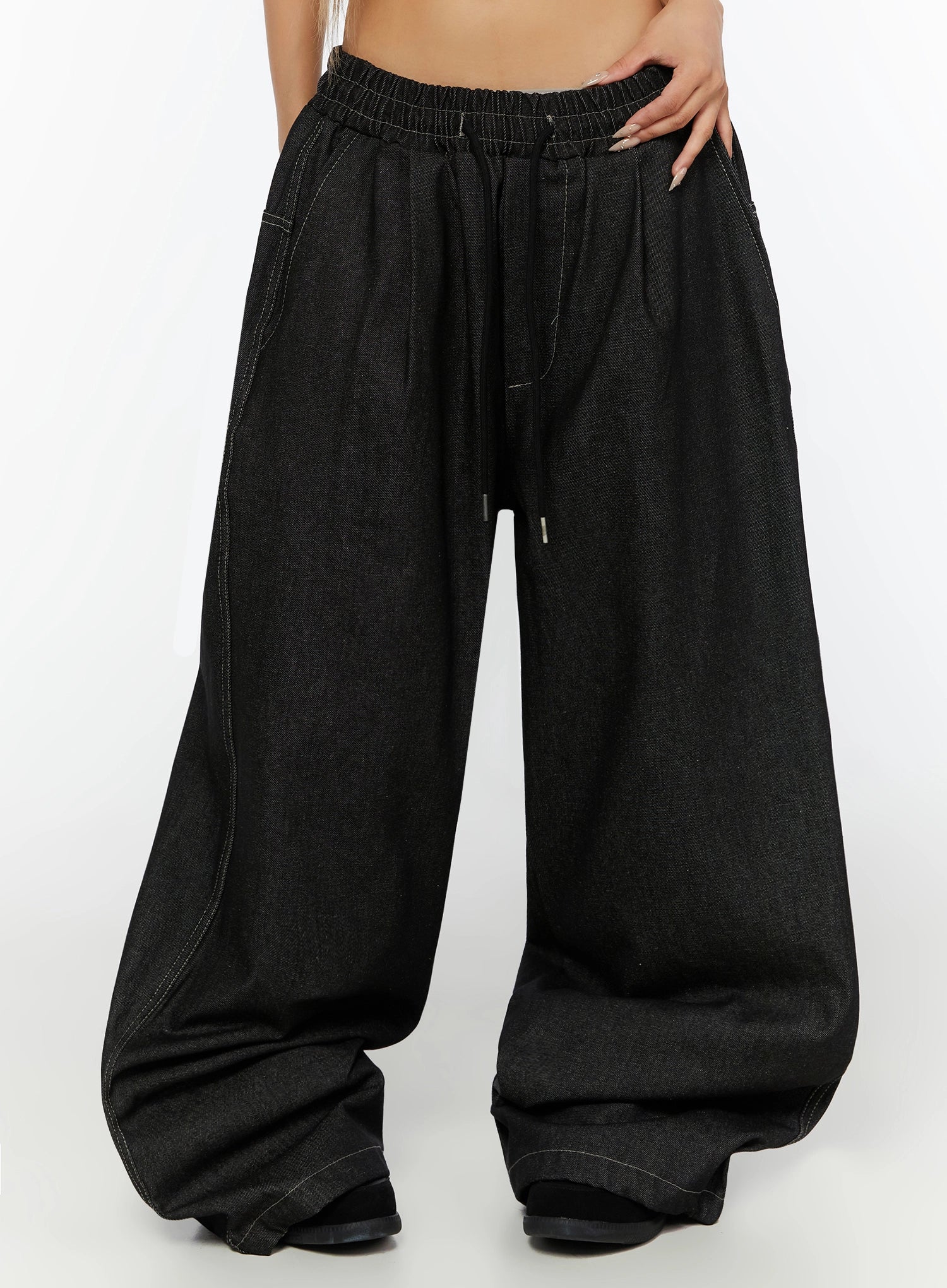 Kris Back Graphic Baggy Jeans IL524