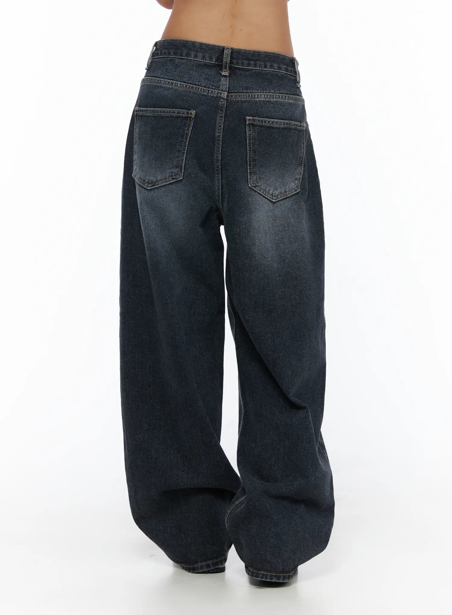 Louis Pintuck Washed Jeans CL503