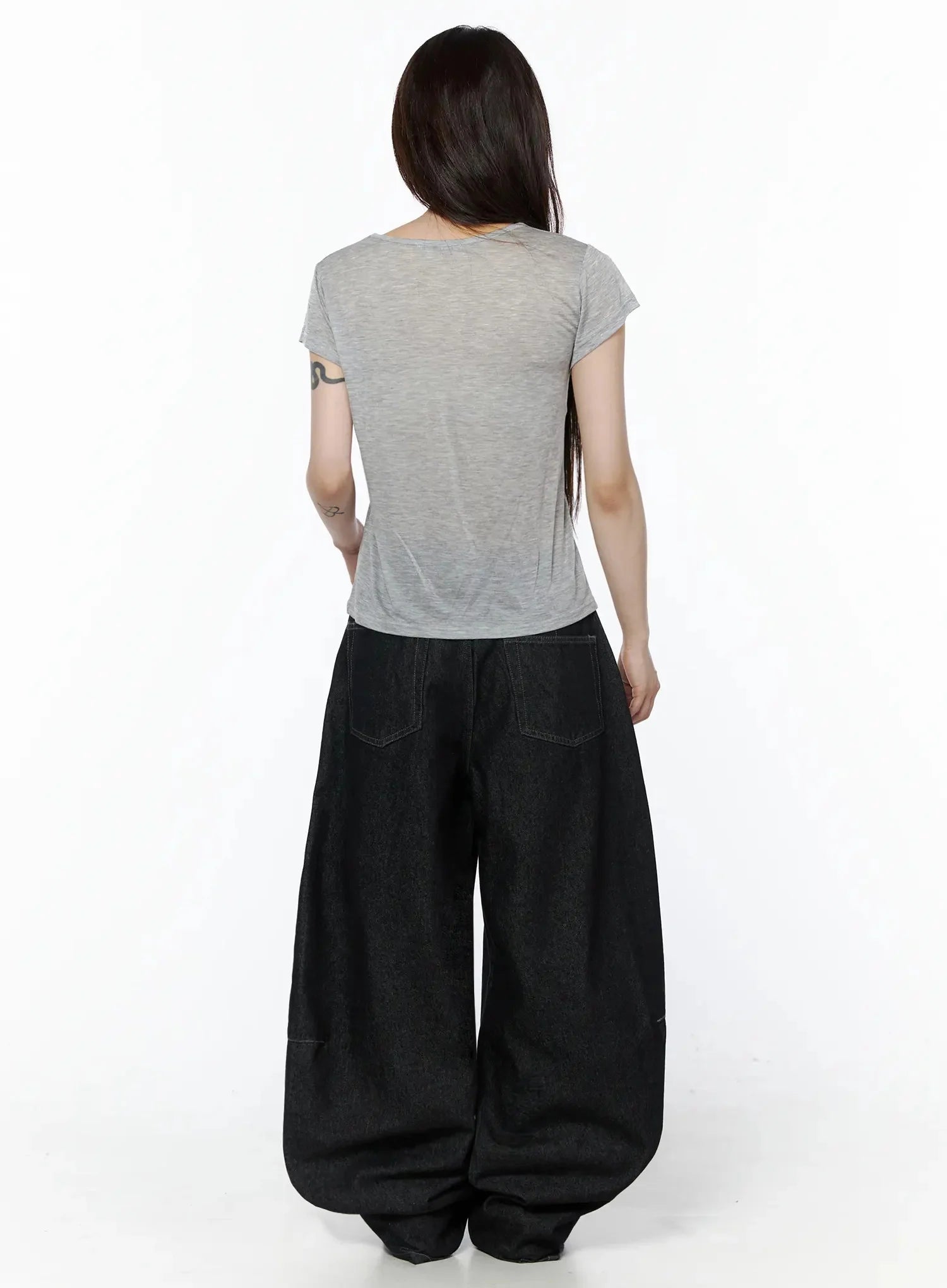 Maelani Rivet Wide Balloon Jeans IL502