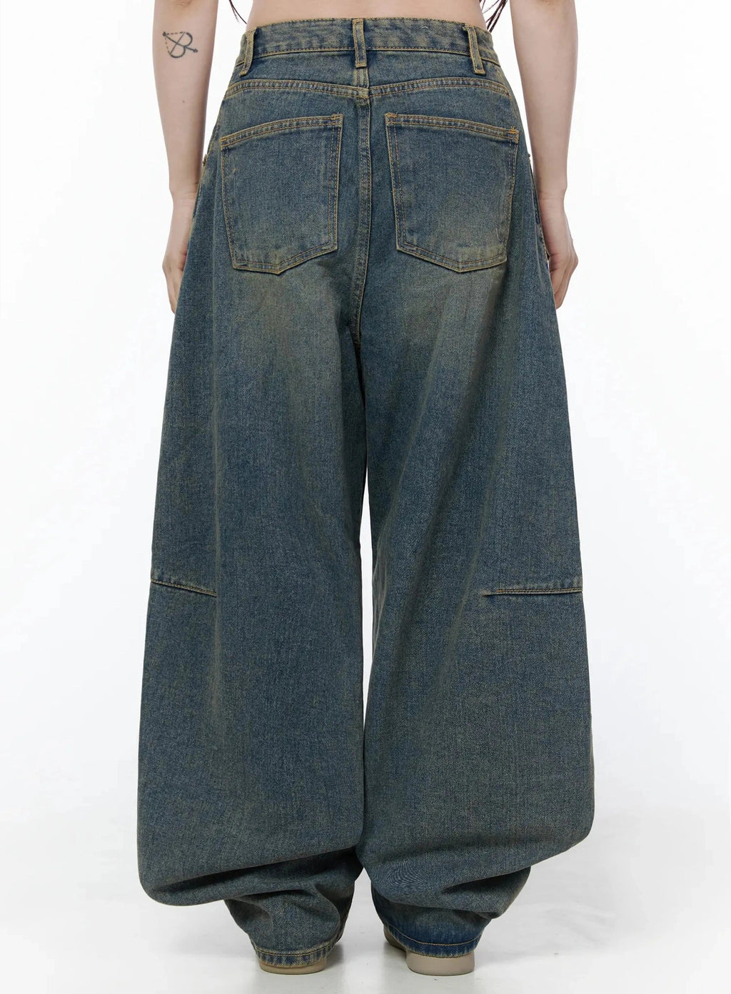 Marion Washed Wide-Leg Jeans IL506