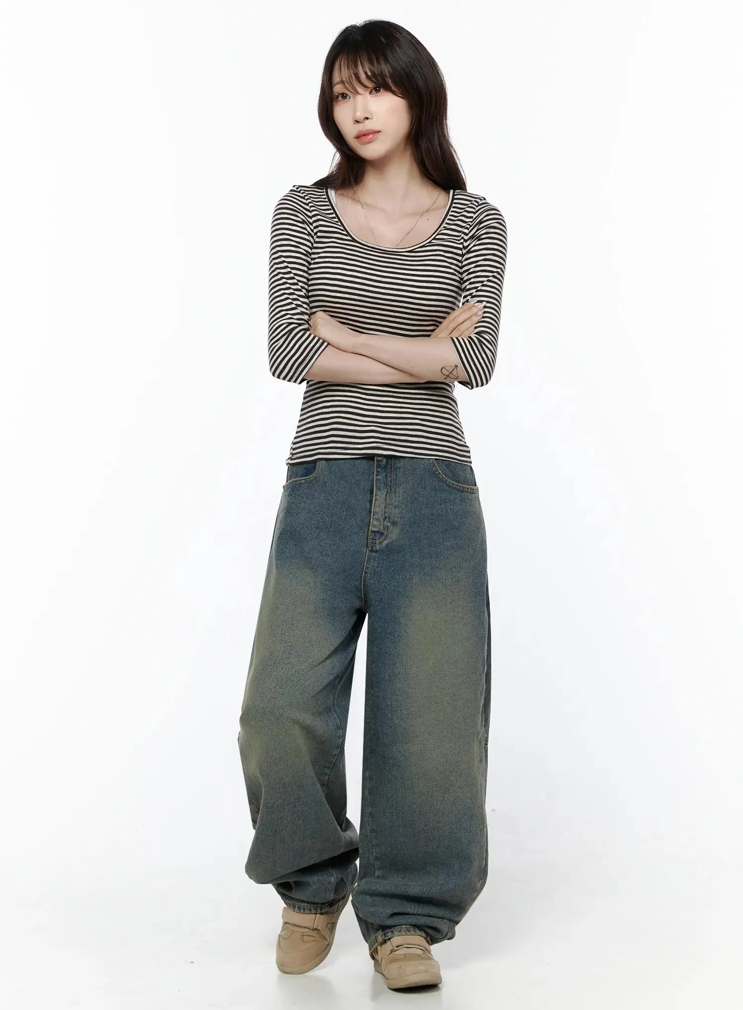 Marion Washed Wide-Leg Jeans IL506