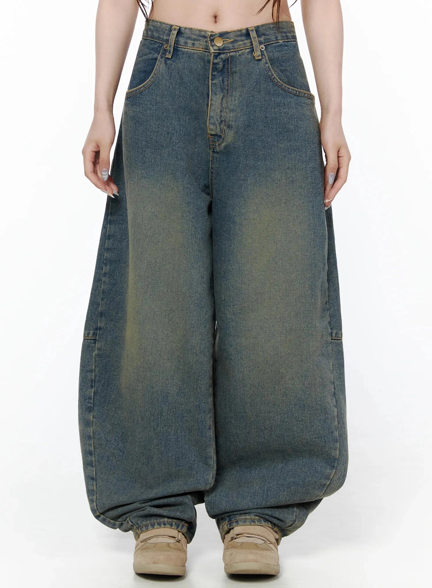 Marion Washed Wide-Leg Jeans IL506