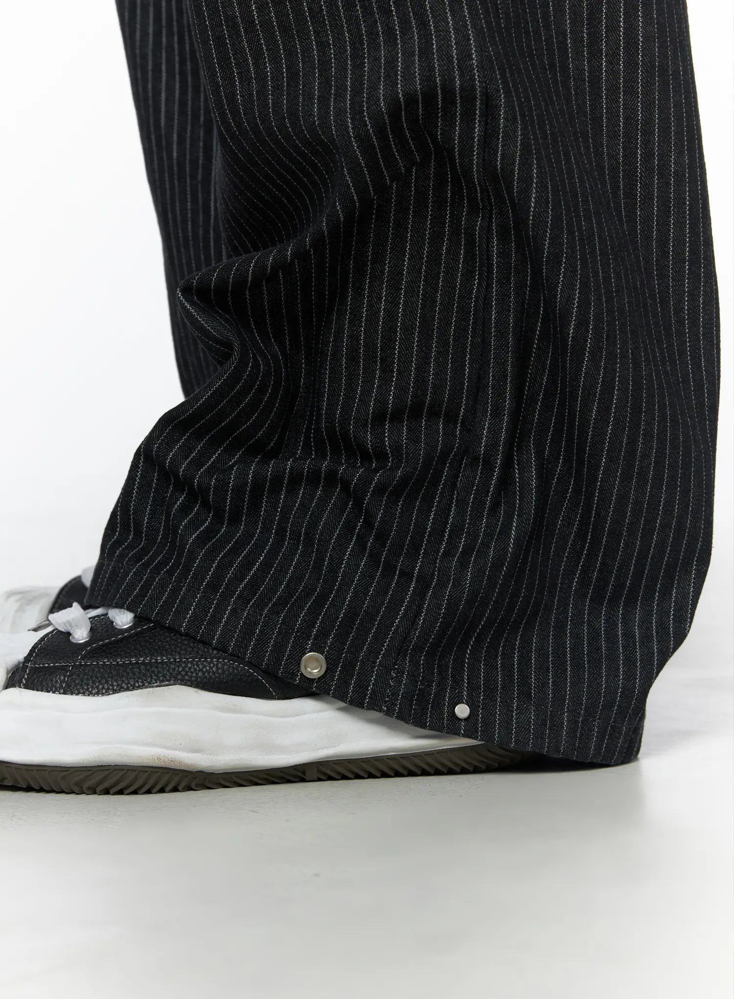 Men's Alexis Striped Wide Leg Jeans IU523