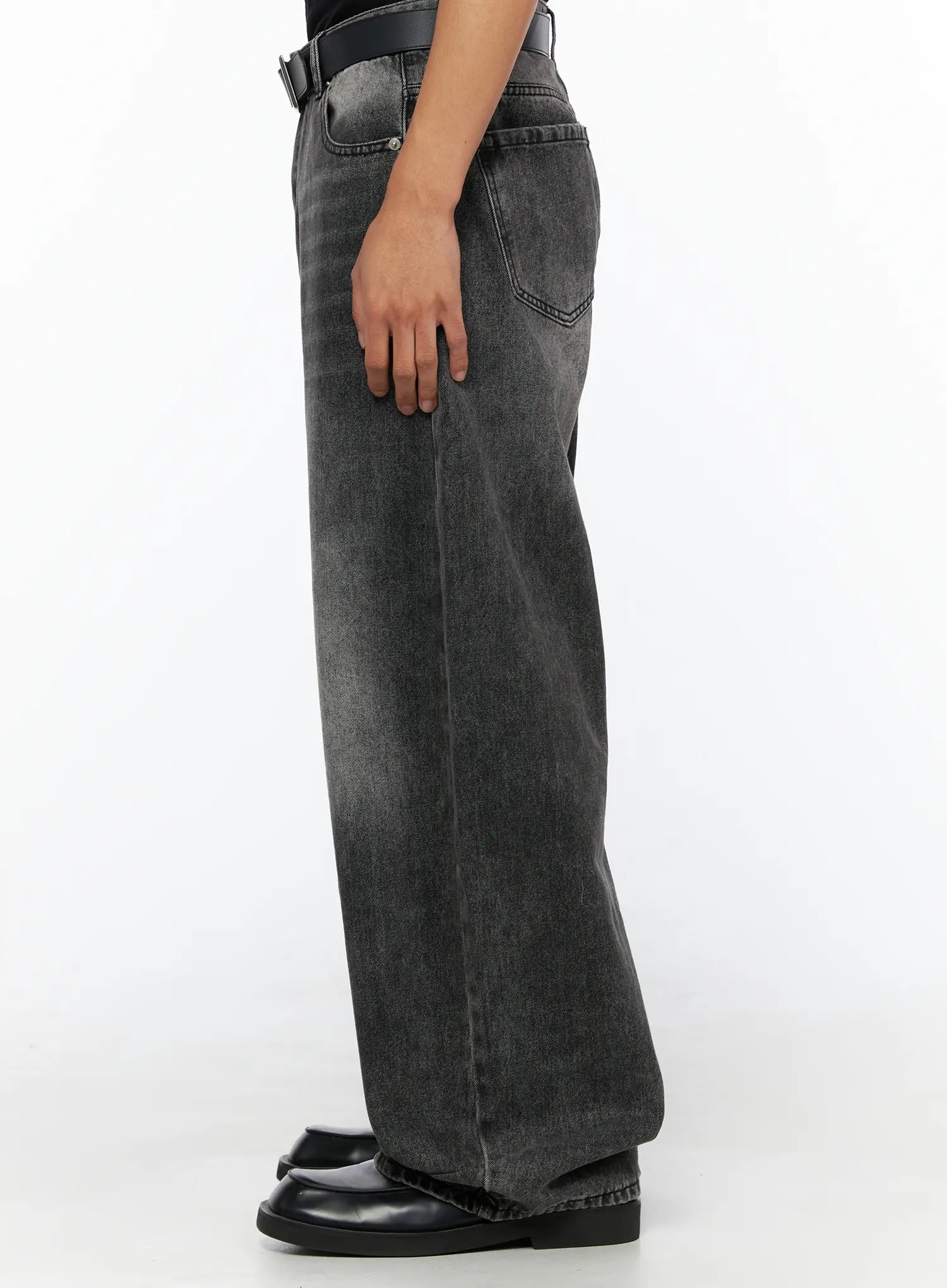 Men's Chase Vintage Wash Wide Jeans IL531