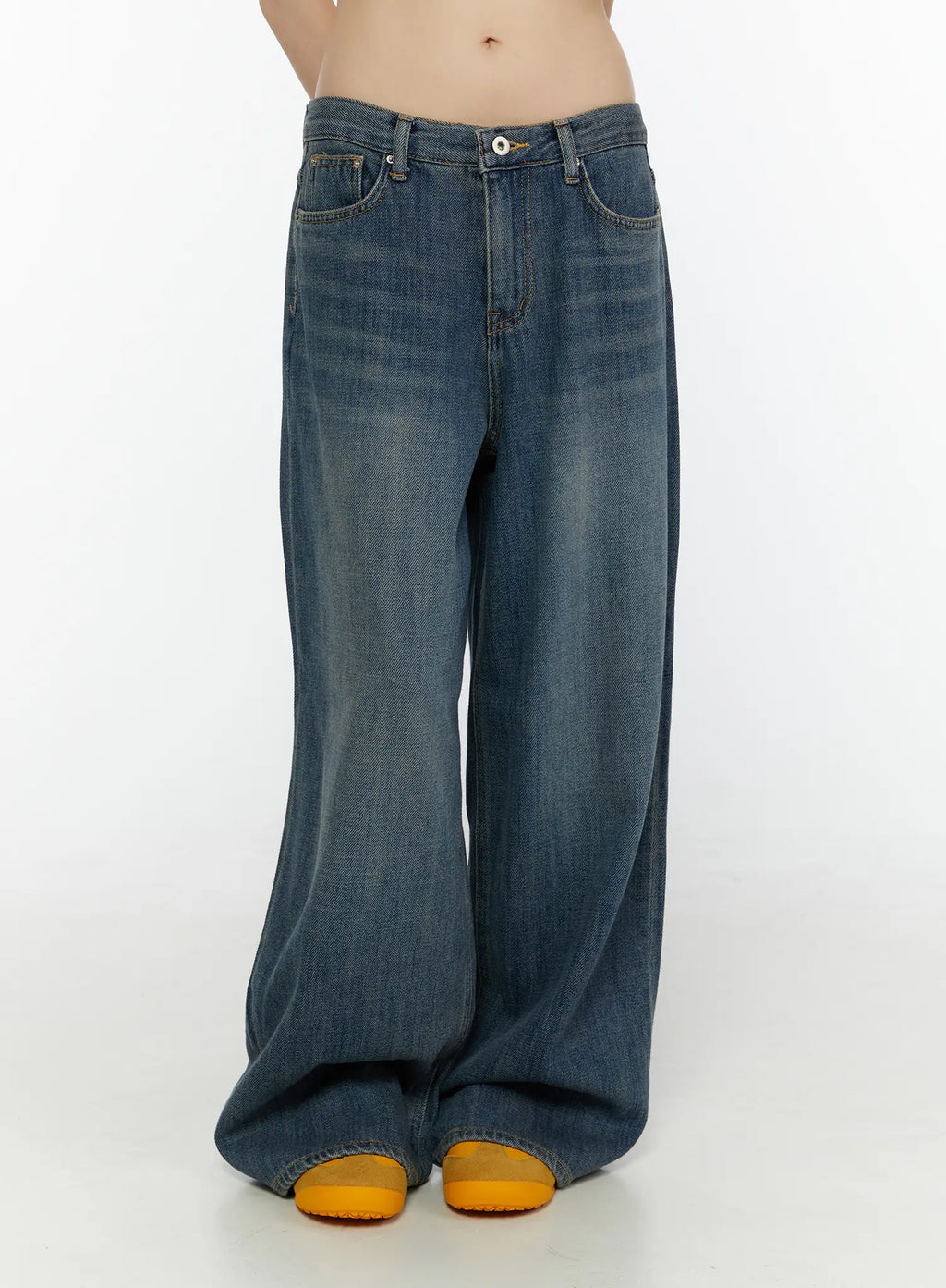 Michaela Low-Rise Baggy Jeans CG512