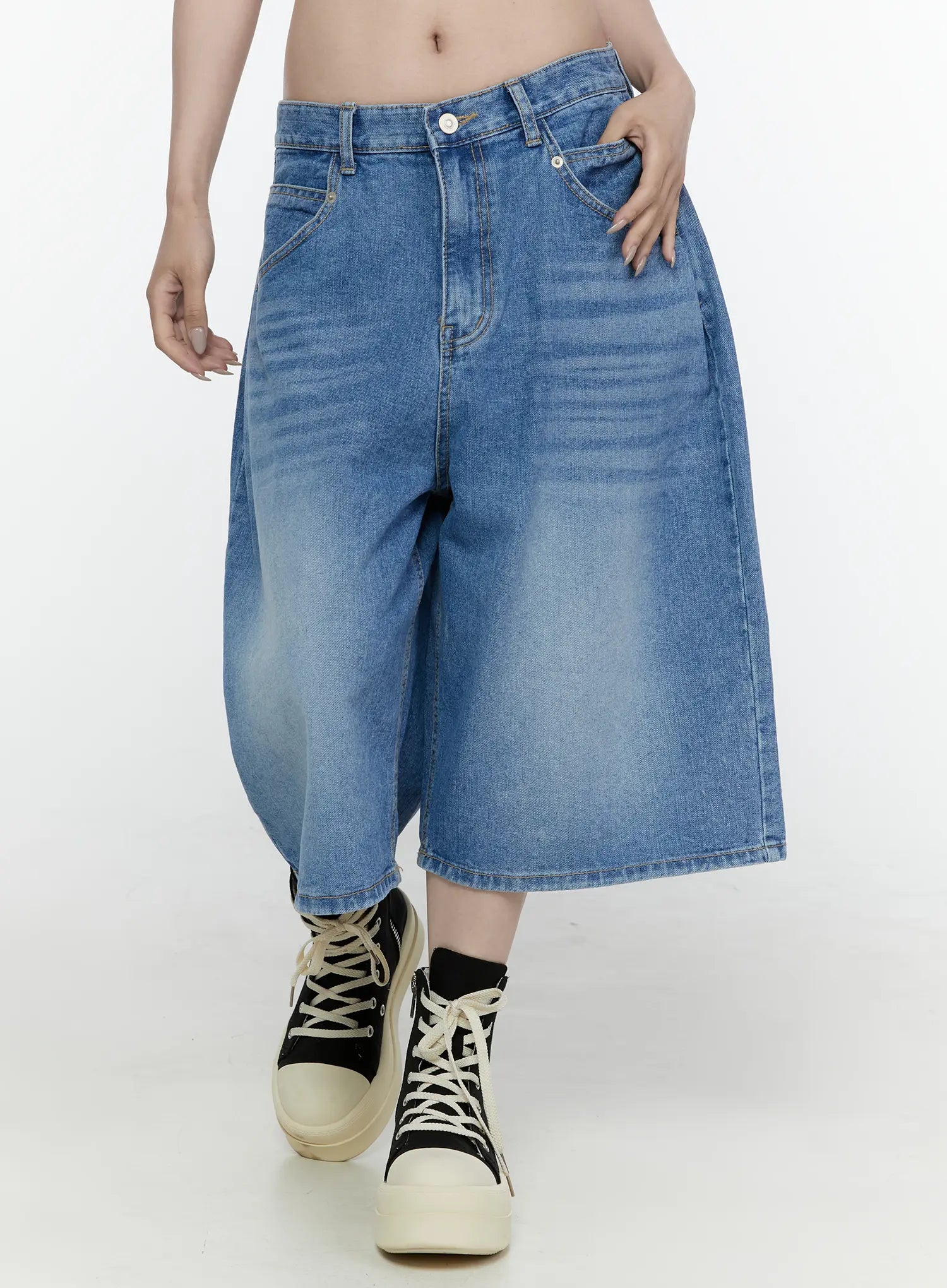 Miu Wide Leg Jeans IL521