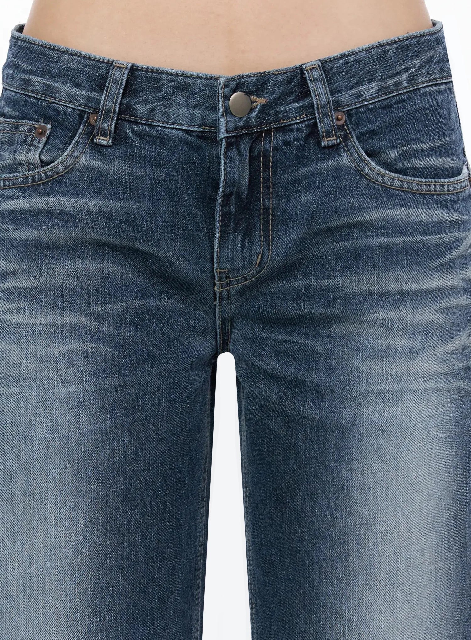 Ollie Low-Rise Straight Jeans IL531