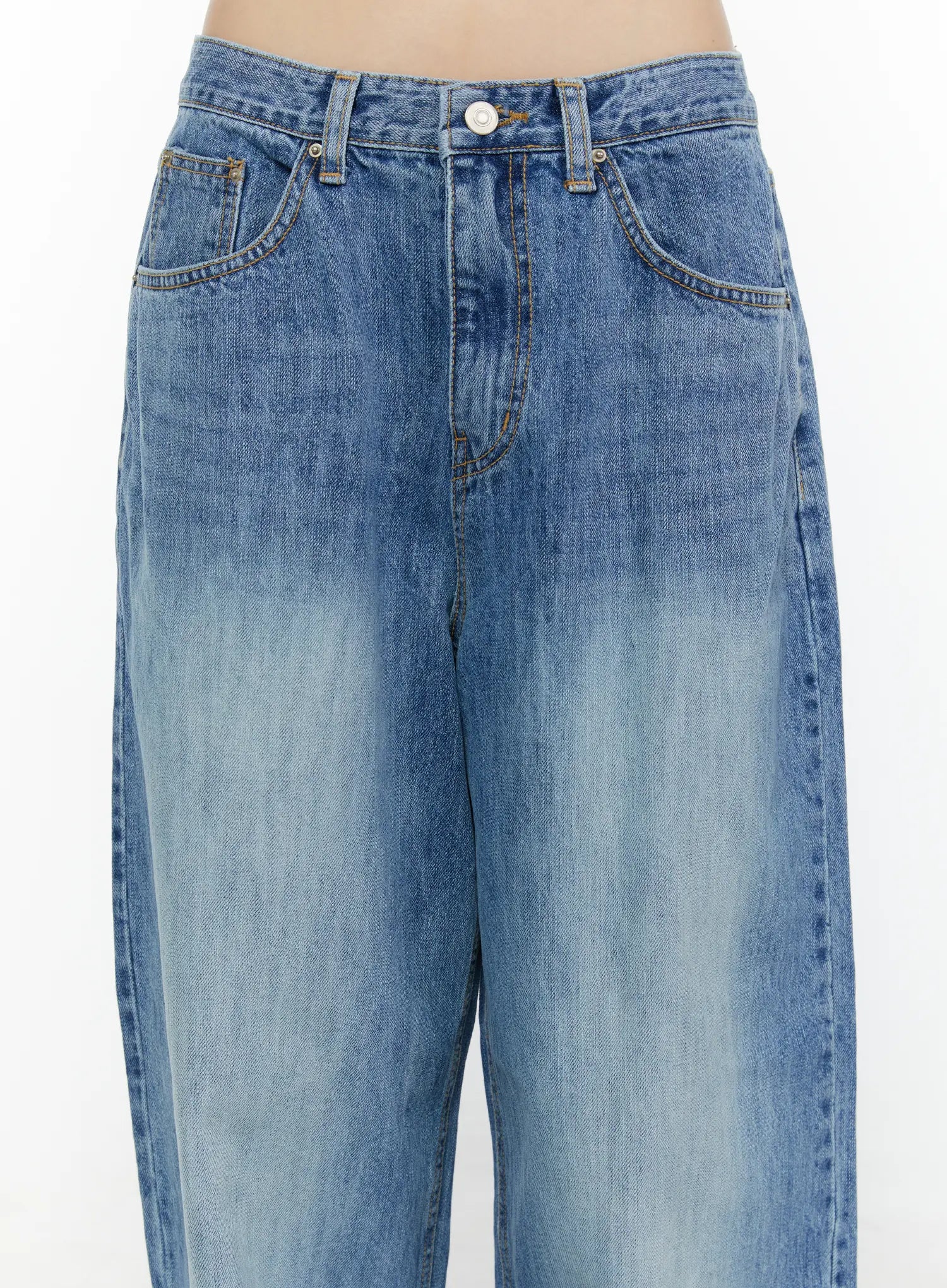 Robbie Washed Wide Leg Jeans CG511