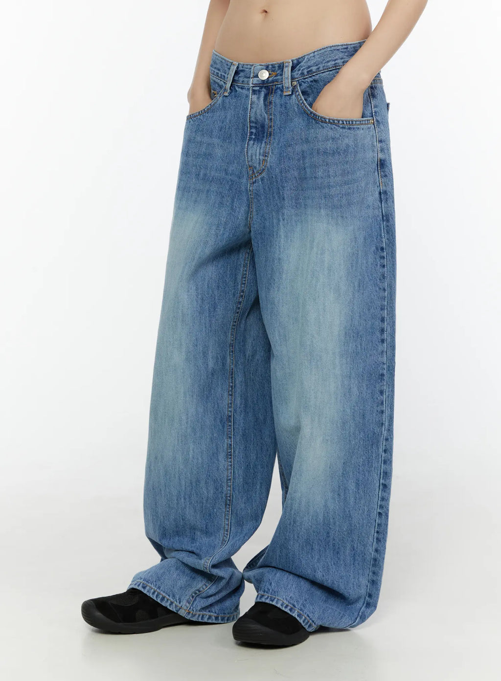 Robbie Washed Wide Leg Jeans CG511