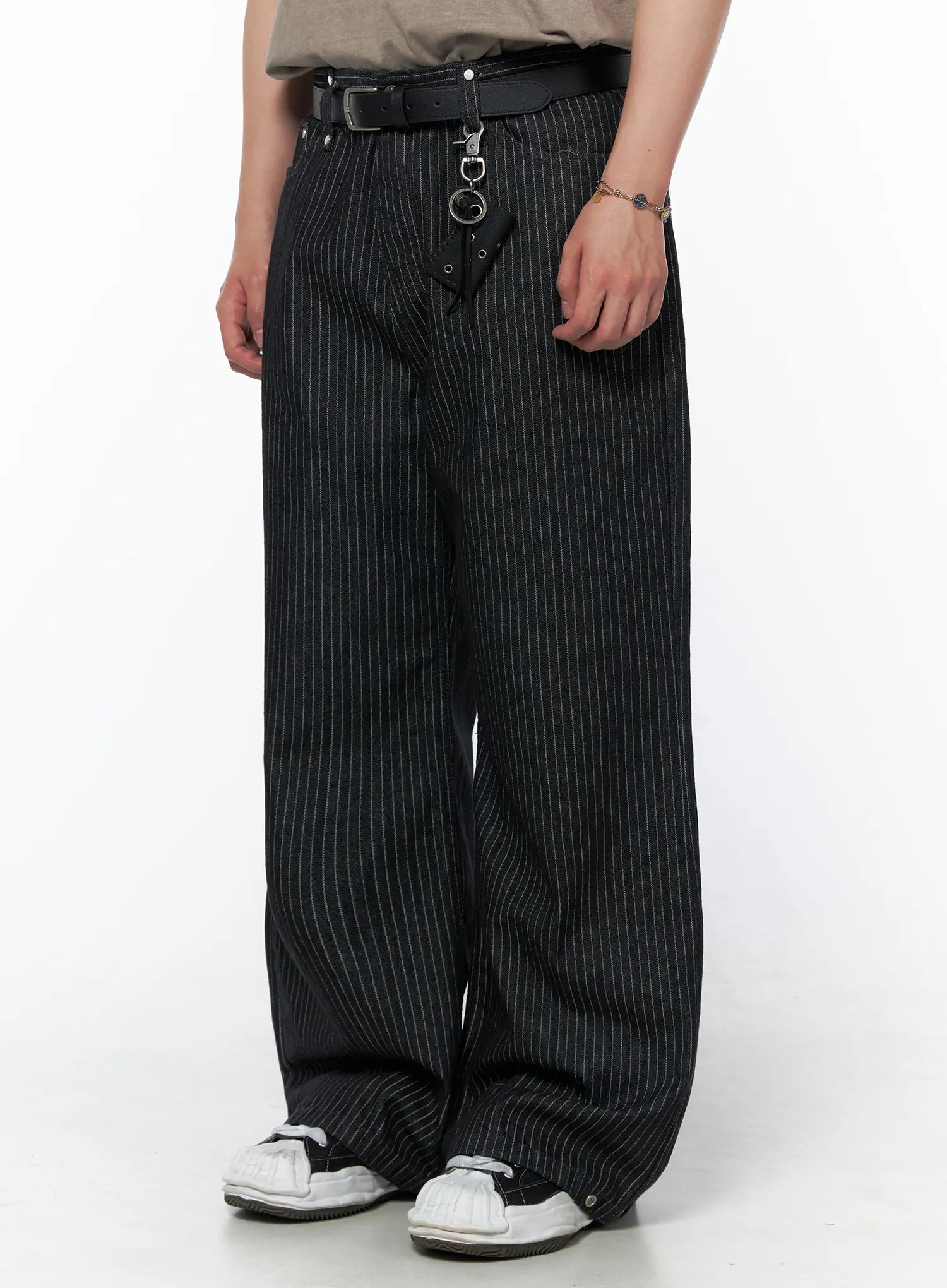 Men's Alexis Striped Wide Leg Jeans IU523